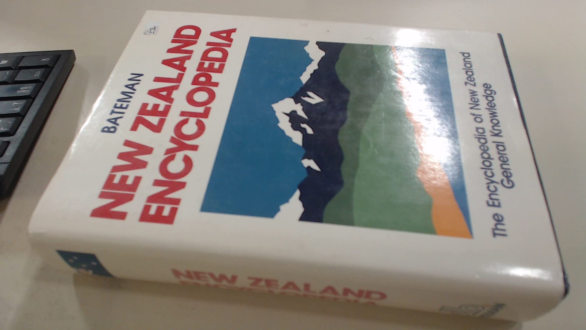 Millennium Edition (Bateman New Zealand Encyclopedia) Reference Books