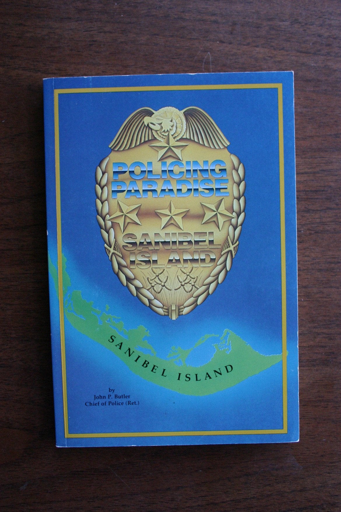 Policing paradise: Sanibel Island Books
