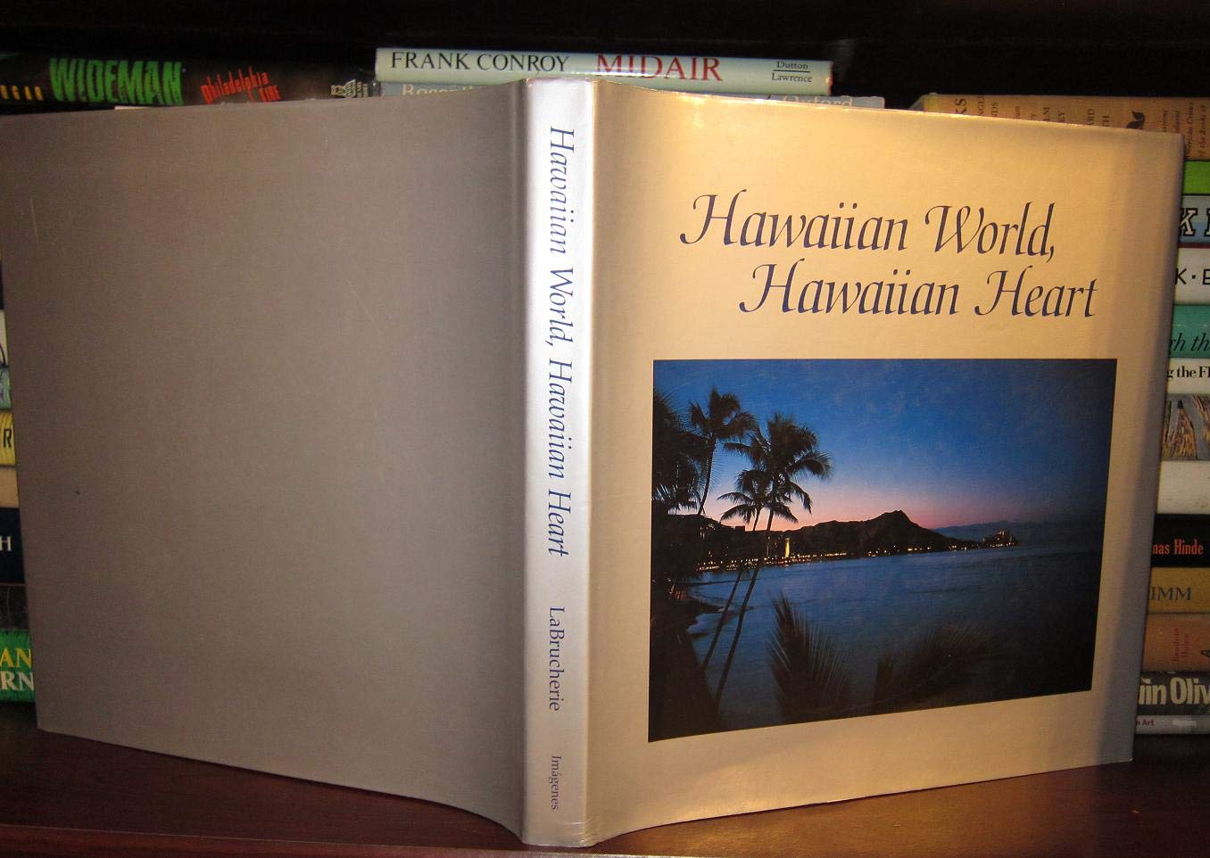 Hawaiian World, Hawaiian Heart Politics & History