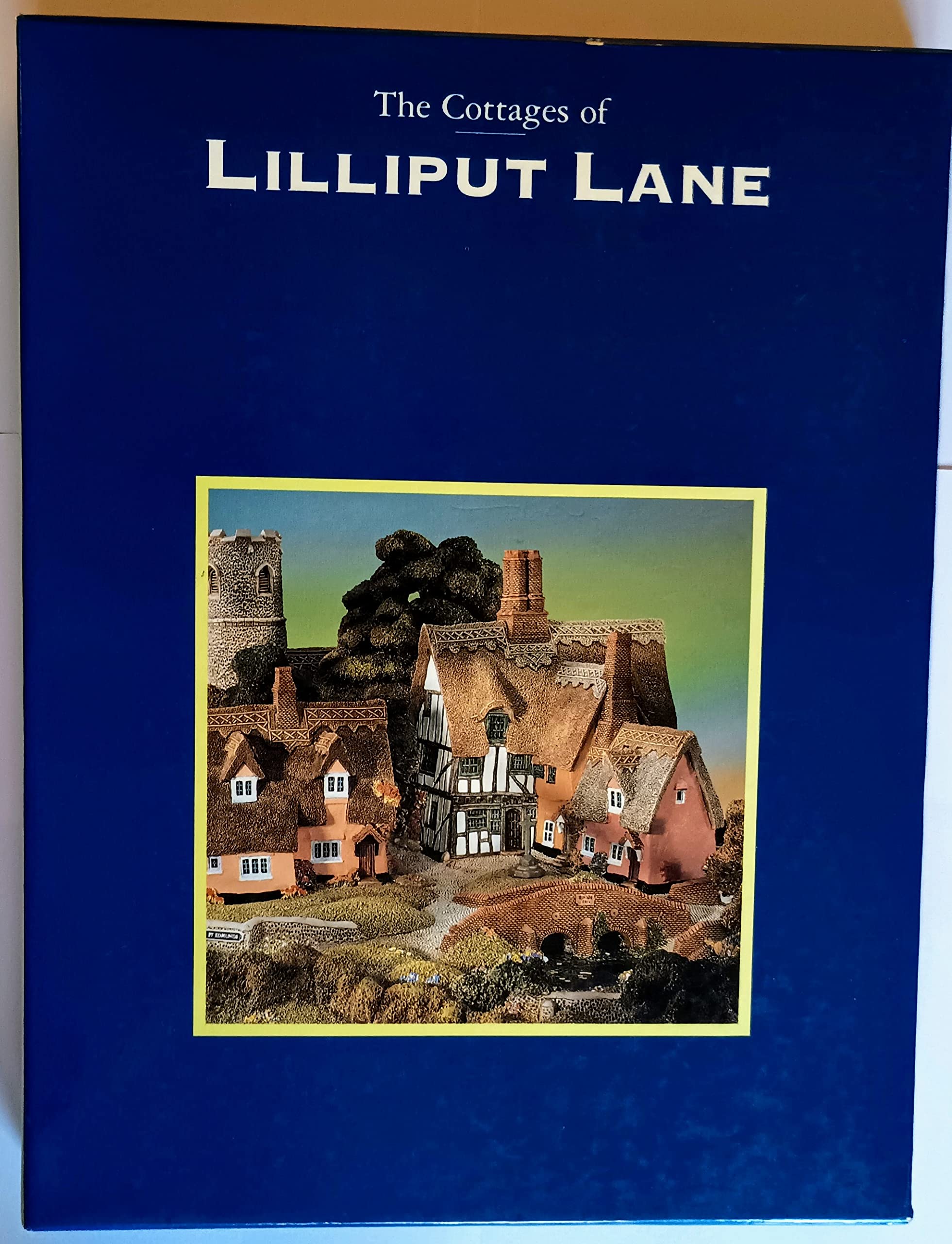 The Cottages of Lilliput Lane Books