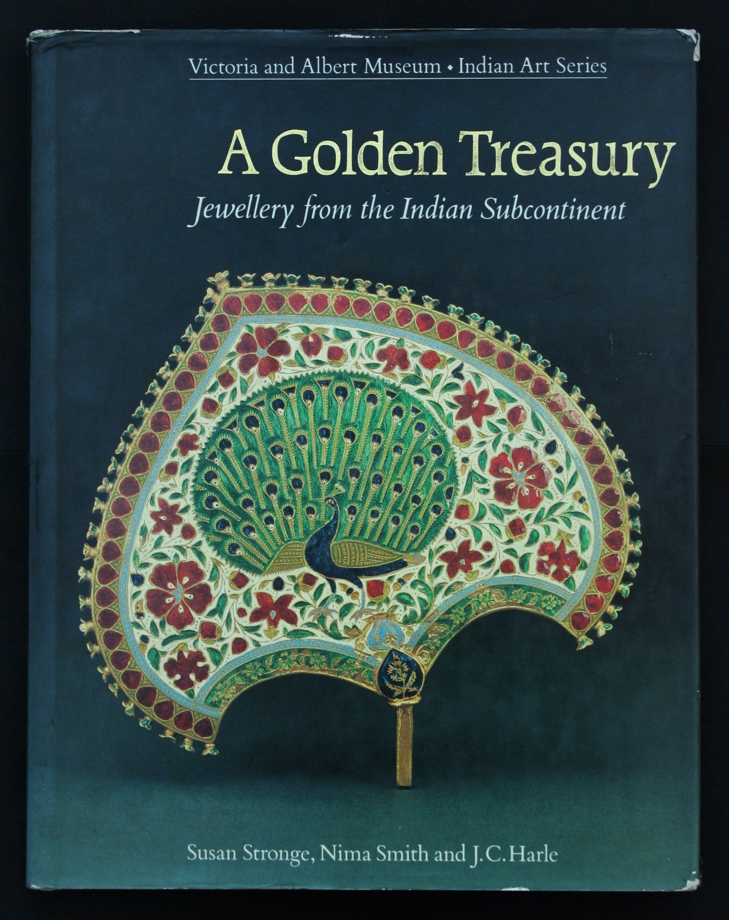 A Golden Treasury: Jewellery from the Indian Subcontinent Hobbies & Crafts