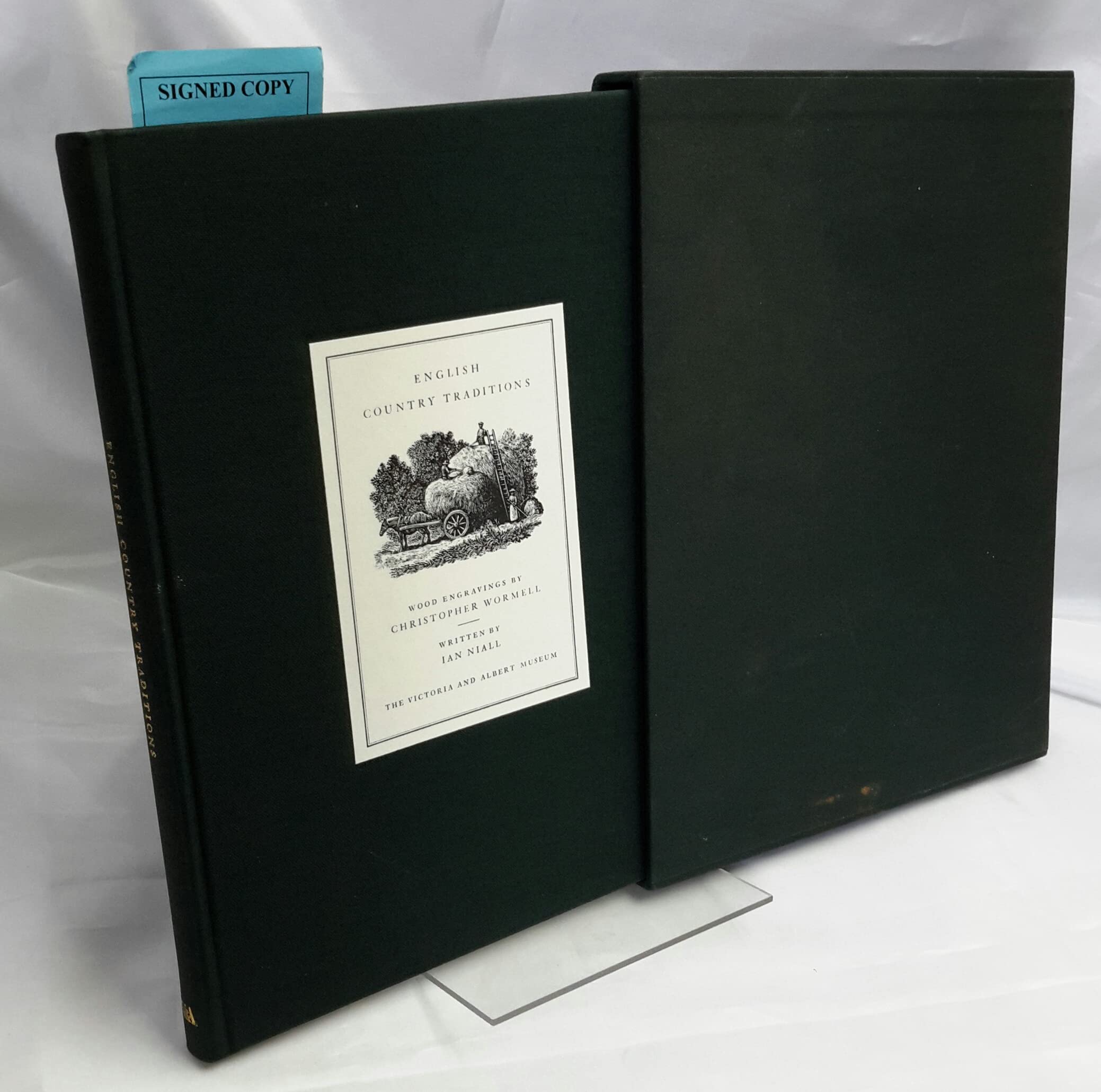 English Country Traditions: Wood Engravings by Christopher Wormell Books