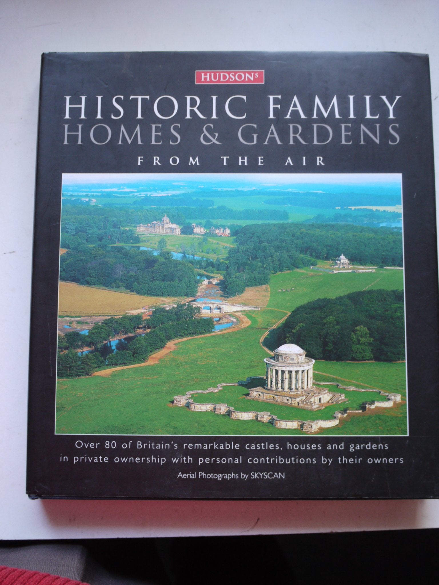 Historic Family Homes and Gardens: From the Air Photography