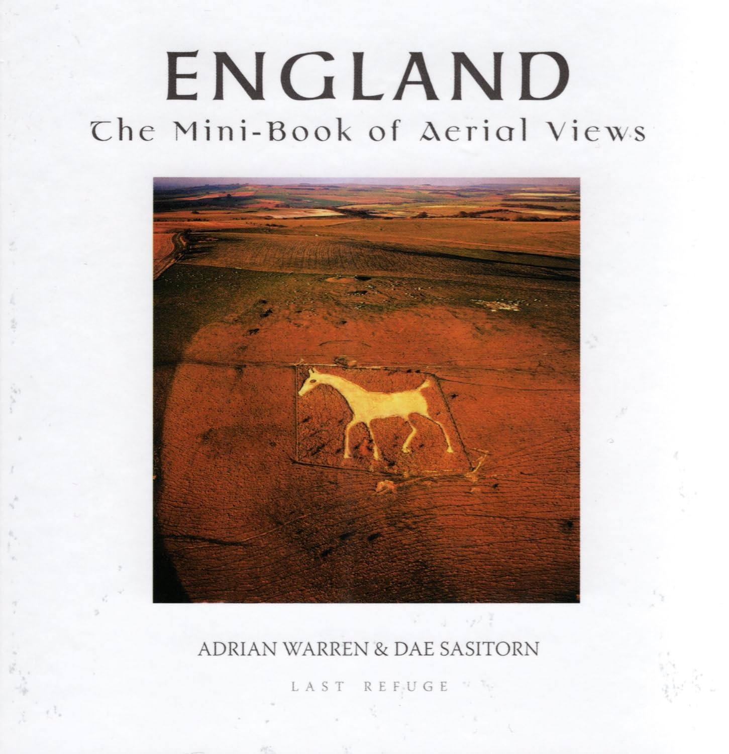 England: The Mini-Book of Aerial Views Photography