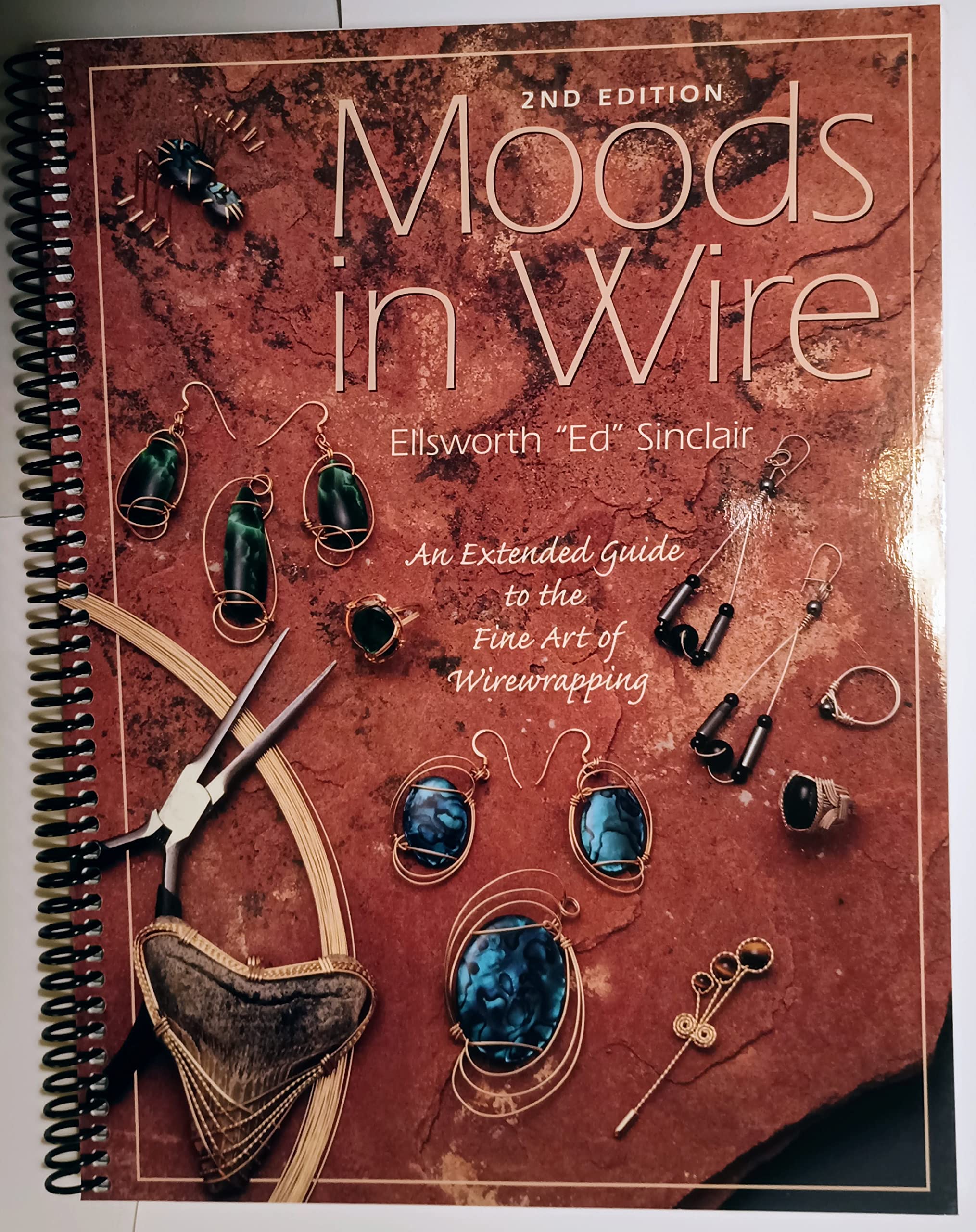 Moods in Wire: An Extended Guide to the Fine Art of Wirewrapping Film, Art & Culture