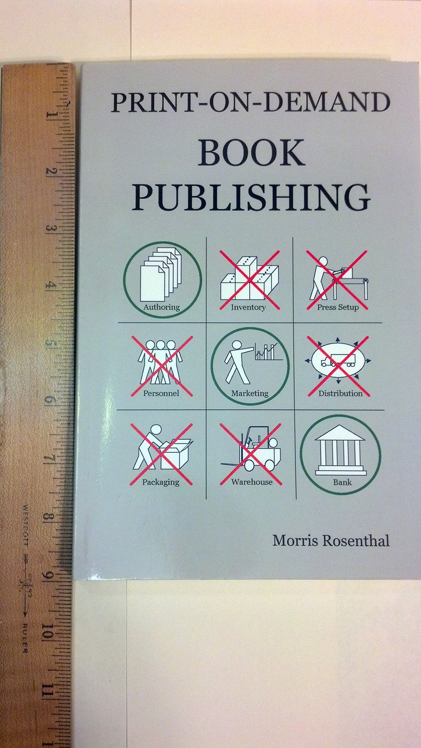 Print-On-Demand Book Publishing: A New Approach To Printing And Marketing Books For Publishers And Self-Publishing Authors: A New Approach to Printing and Marketing Books for Publishers and Authors Contemporary literature Books