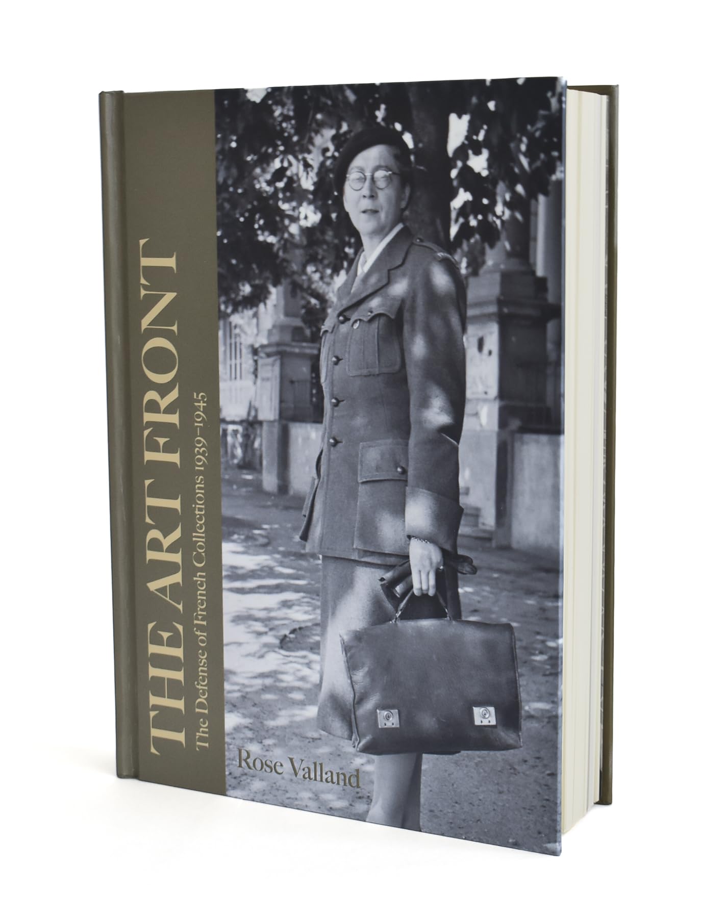 The Art Front: The Defense of French Collections 1939–1945 Inspiring women