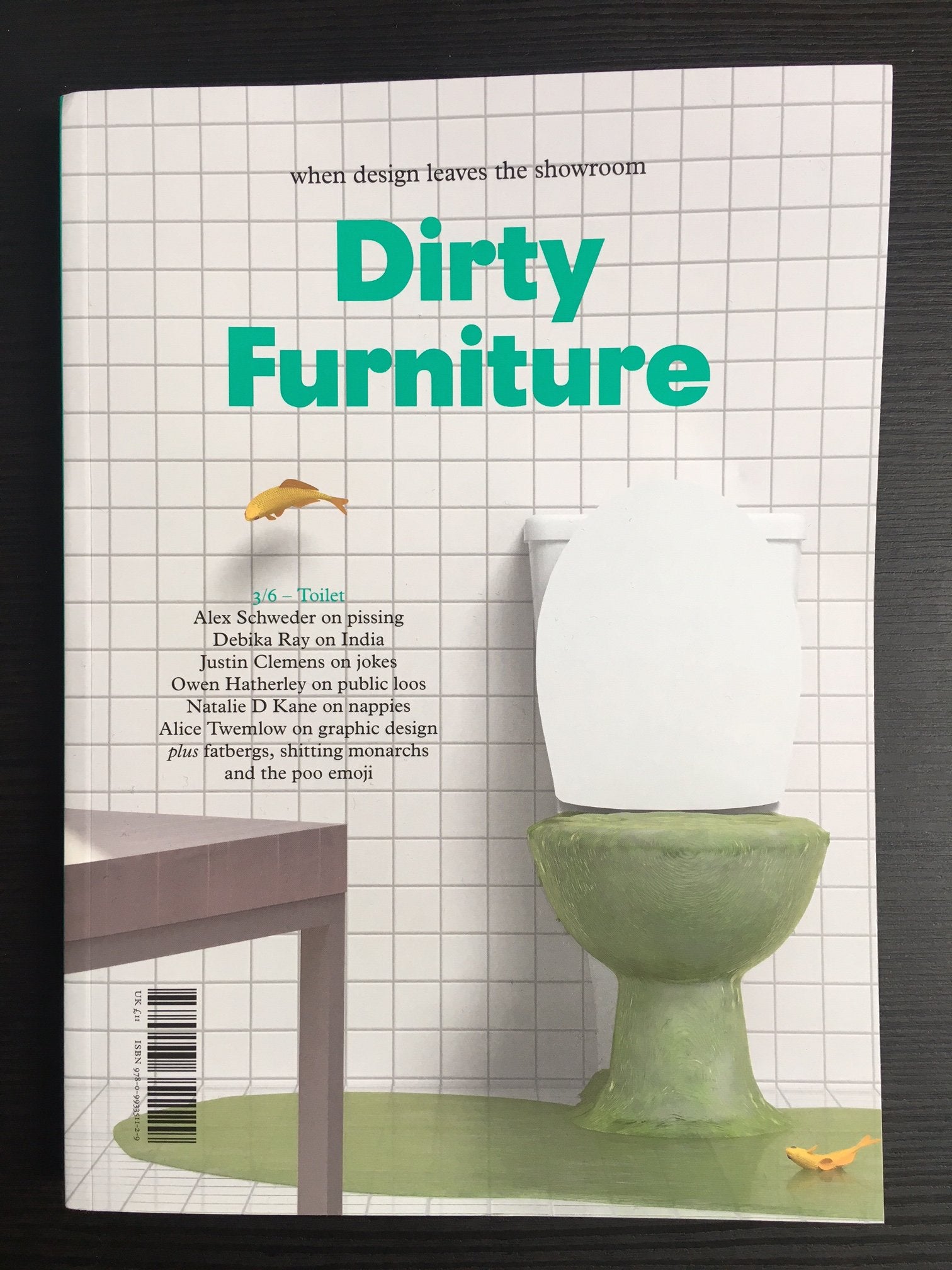 Toilet (Dirty Furniture, Band 3) Film, Art & Culture