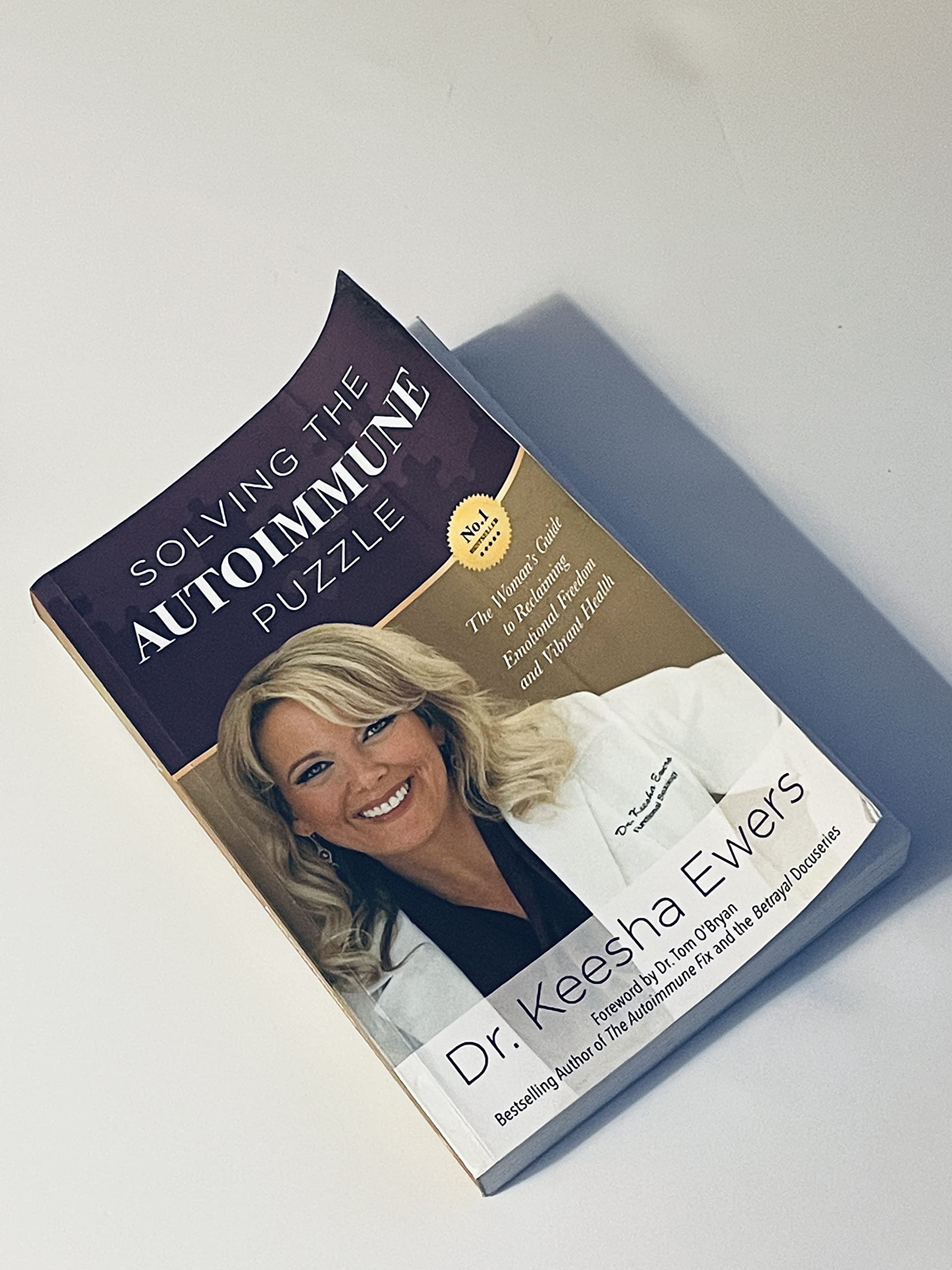 Solving the Autoimmune Puzzle: The Woman's Guide to Reclaiming Emotional Freedom and Vibrant Health Medicine