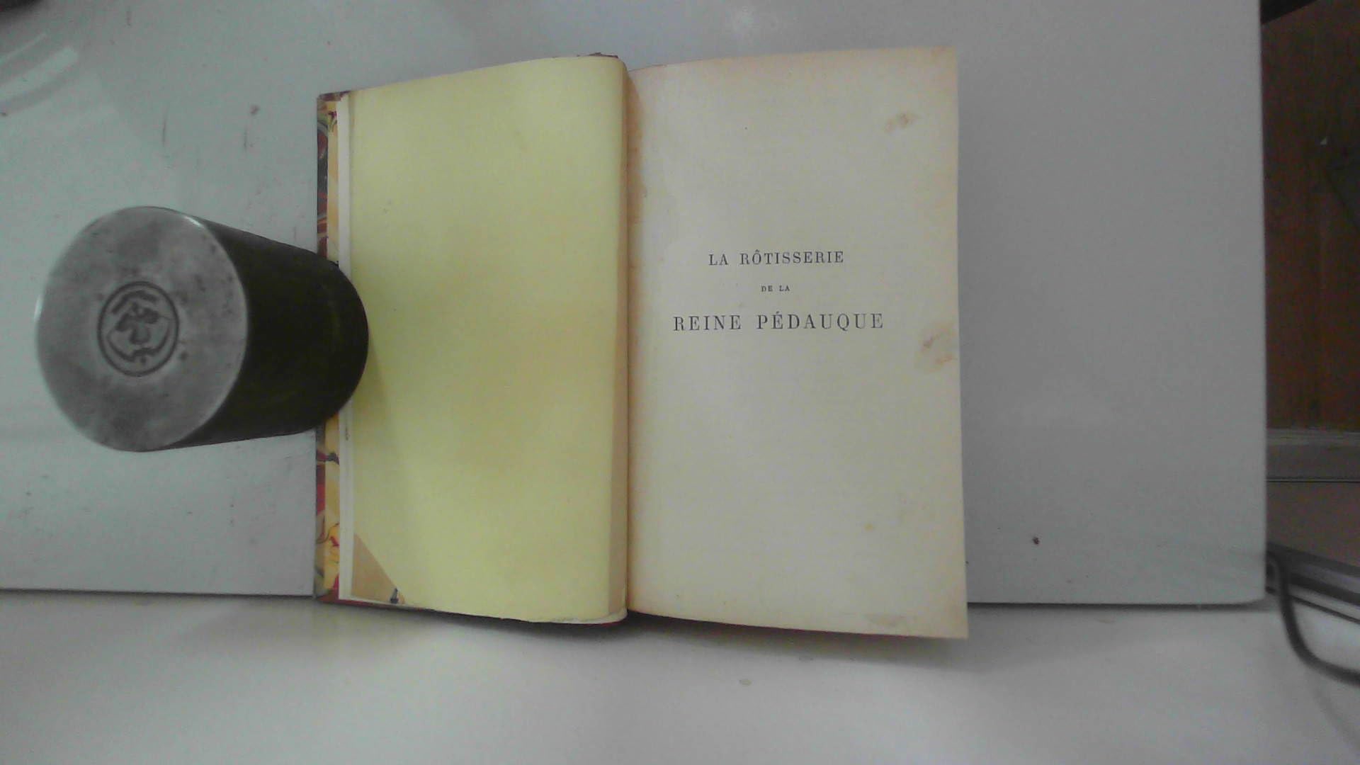La rotisserie de la Reine Pédauque book