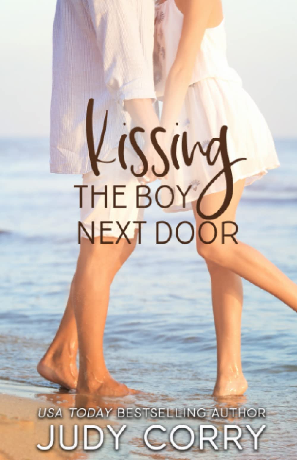 Kissing The Boy Next Door (Sweet Water High, Band 3) Books