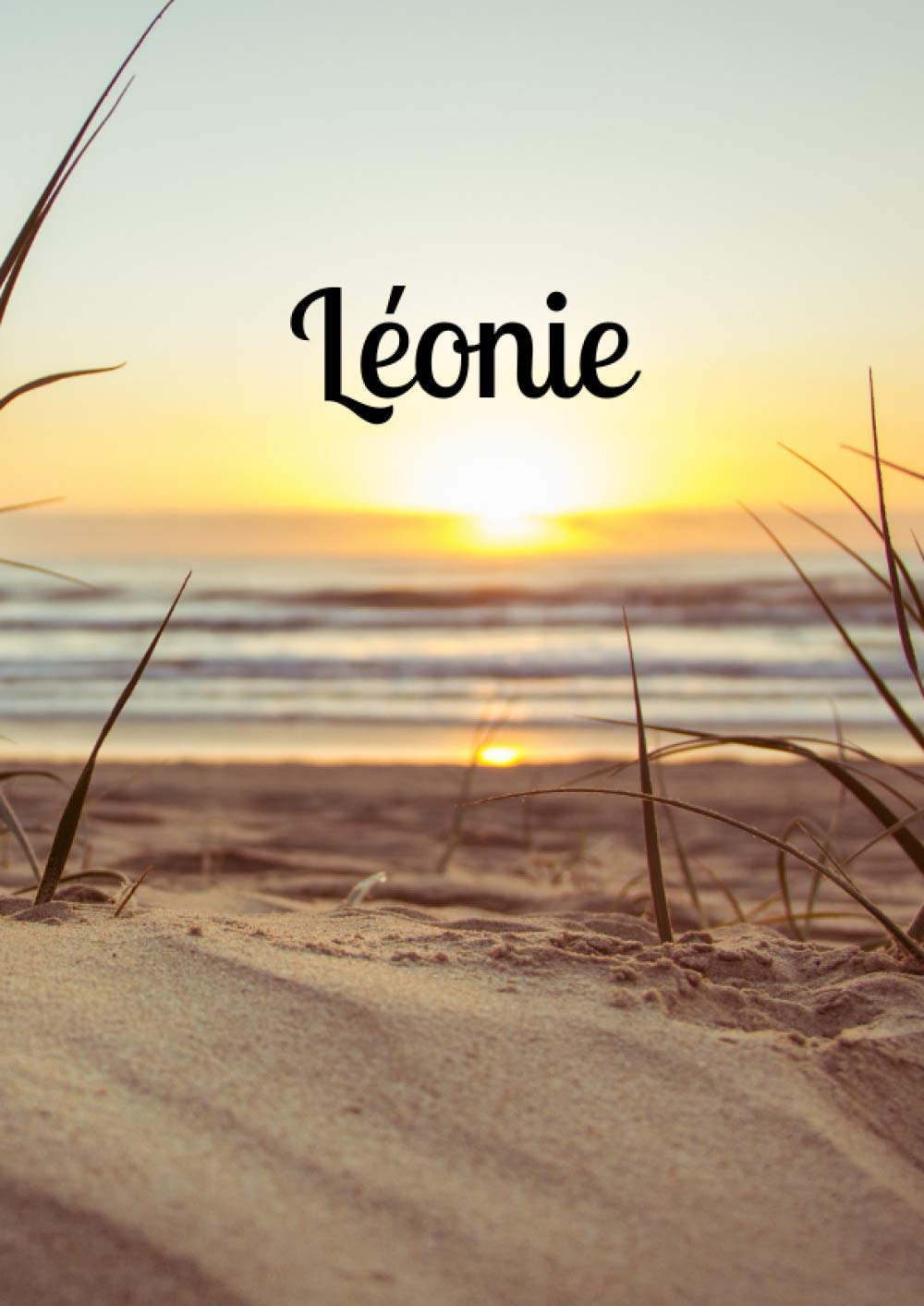 LÉONIE: Cahier petits carreaux personnalisé - 100 pages - A4 portrait - blanc Novels & Short Stories