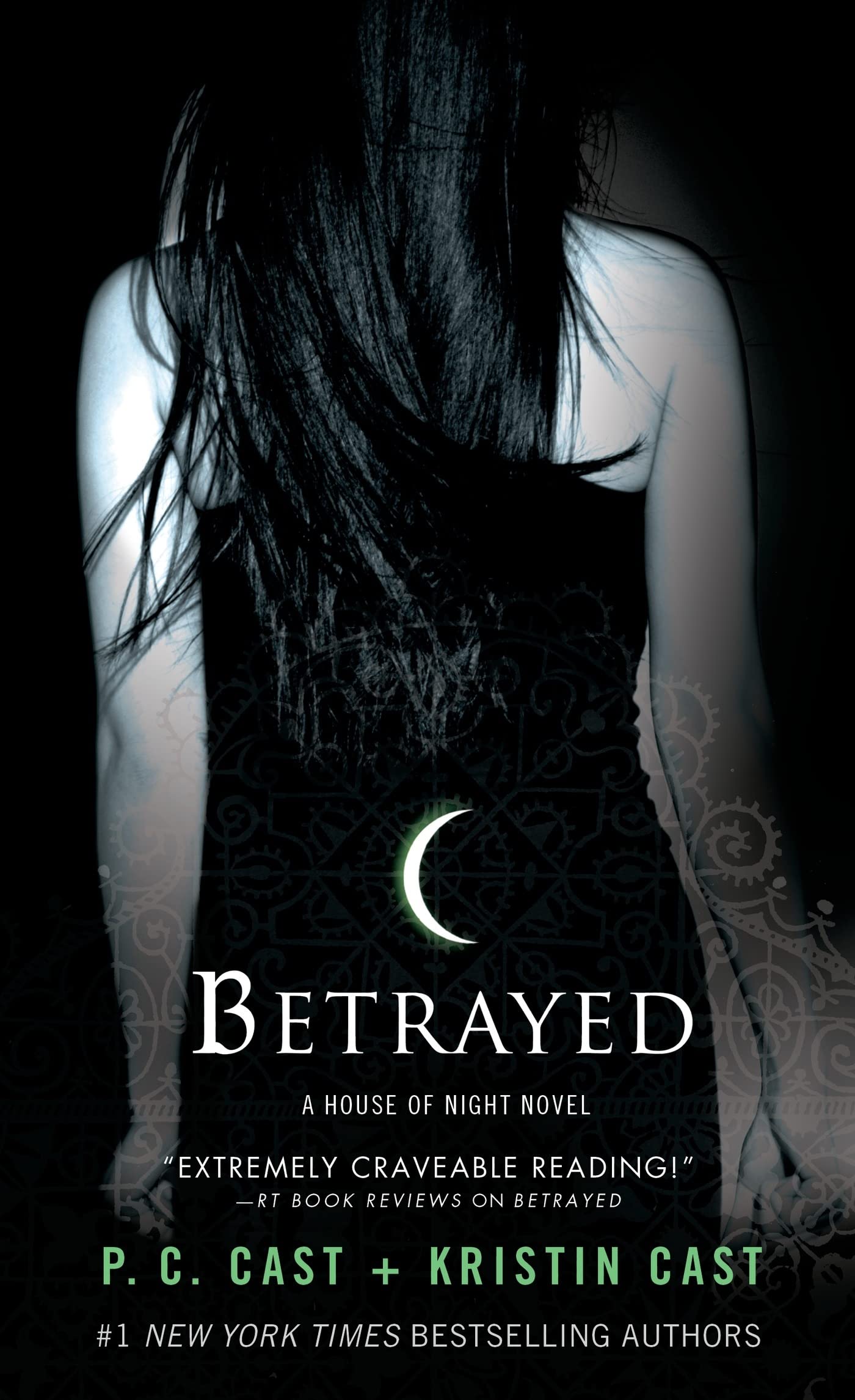 Betrayed: A House of Night Novel Fiction