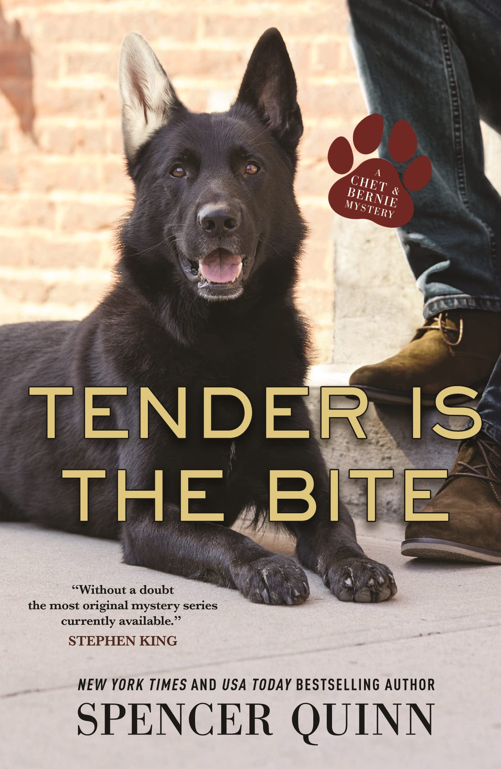 Tender Is the Bite: A Chet & Bernie Mystery (The Chet & Bernie Mysteries) Humour & Satire