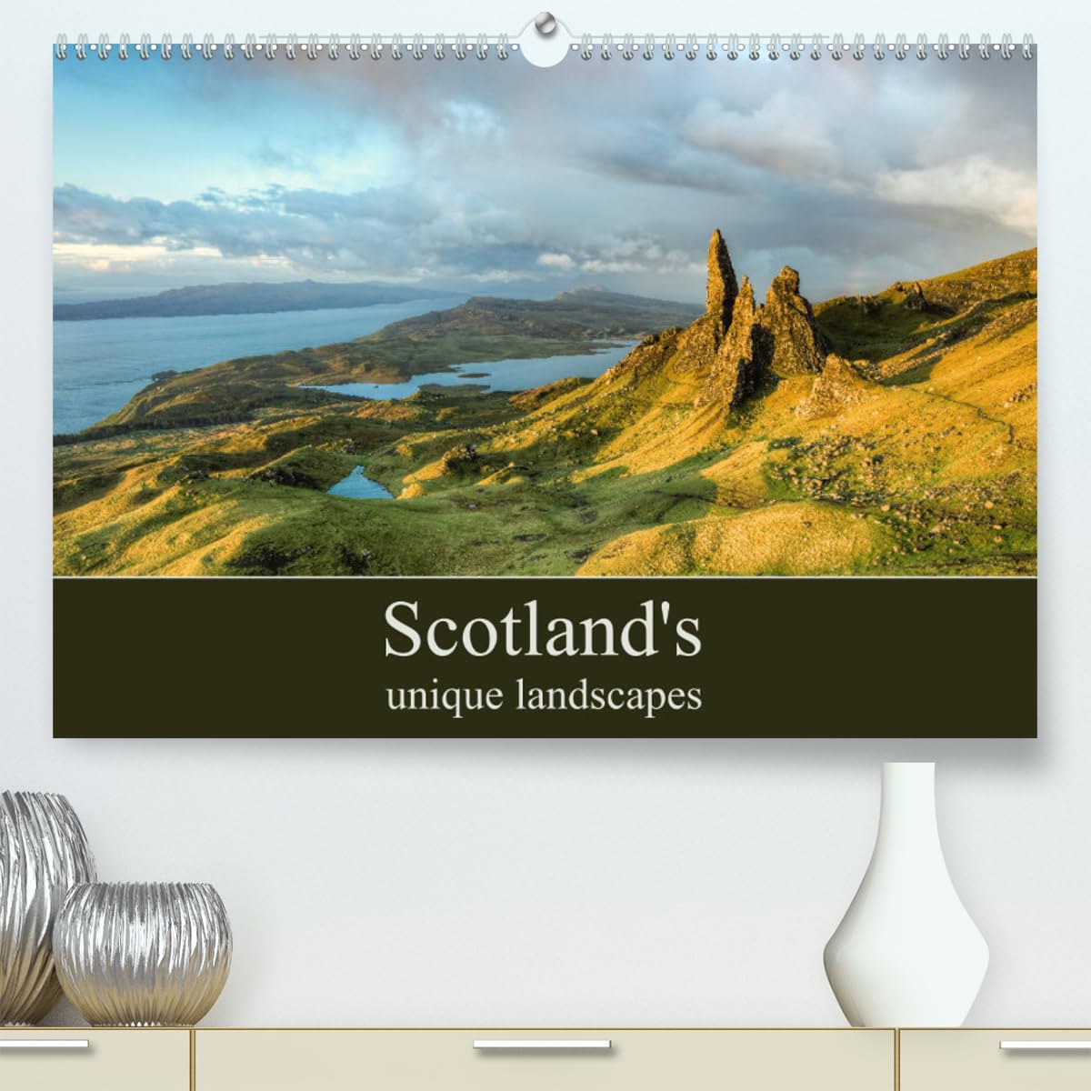 Scotland's unique landscapes (hochwertiger Premium Wandkalender 2024 DIN A2 quer), Kunstdruck in Hochglanz Books