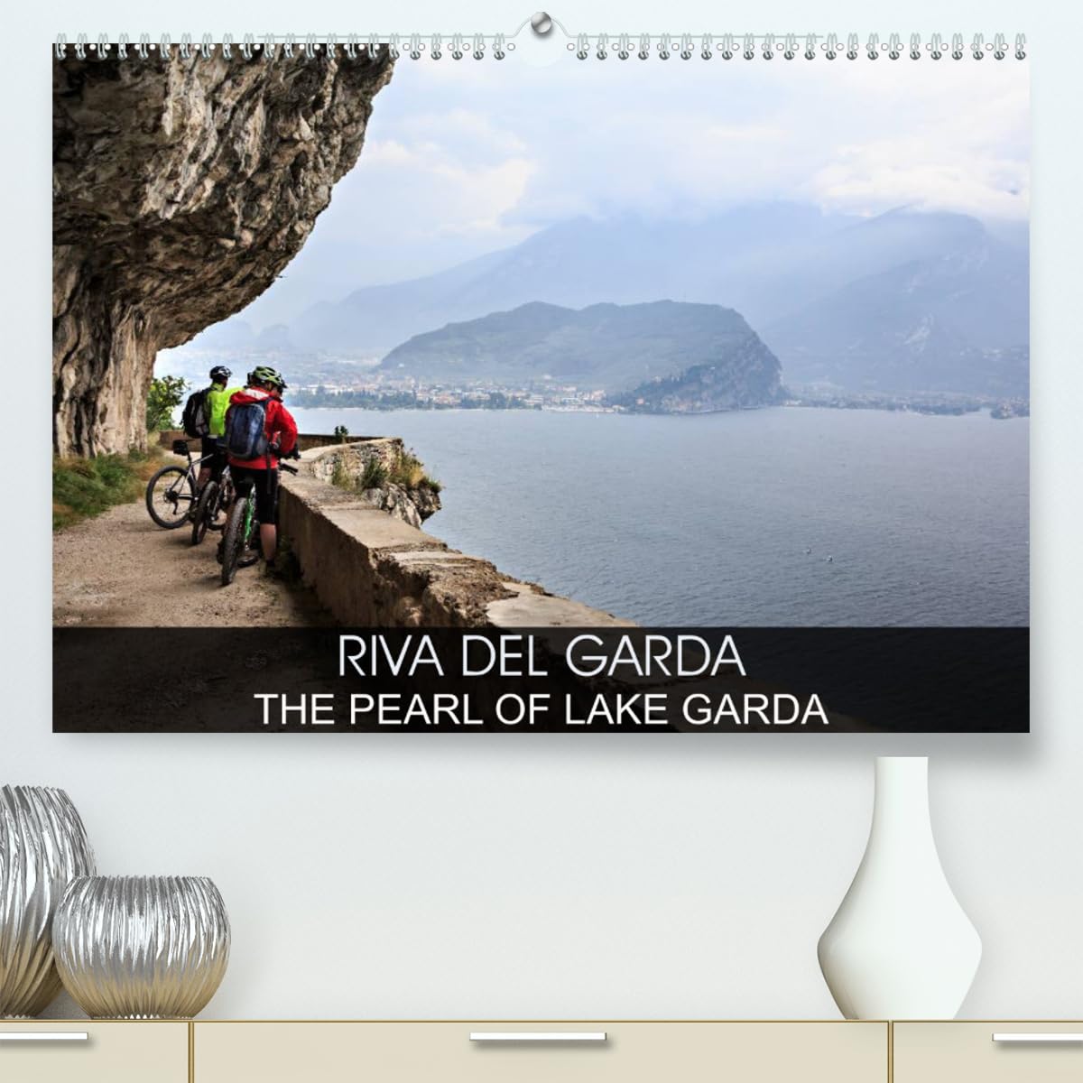 Riva del Garda - the pearl of Lake Garda (hochwertiger Premium Wandkalender 2024 DIN A2 quer), Kunstdruck in Hochglanz Books