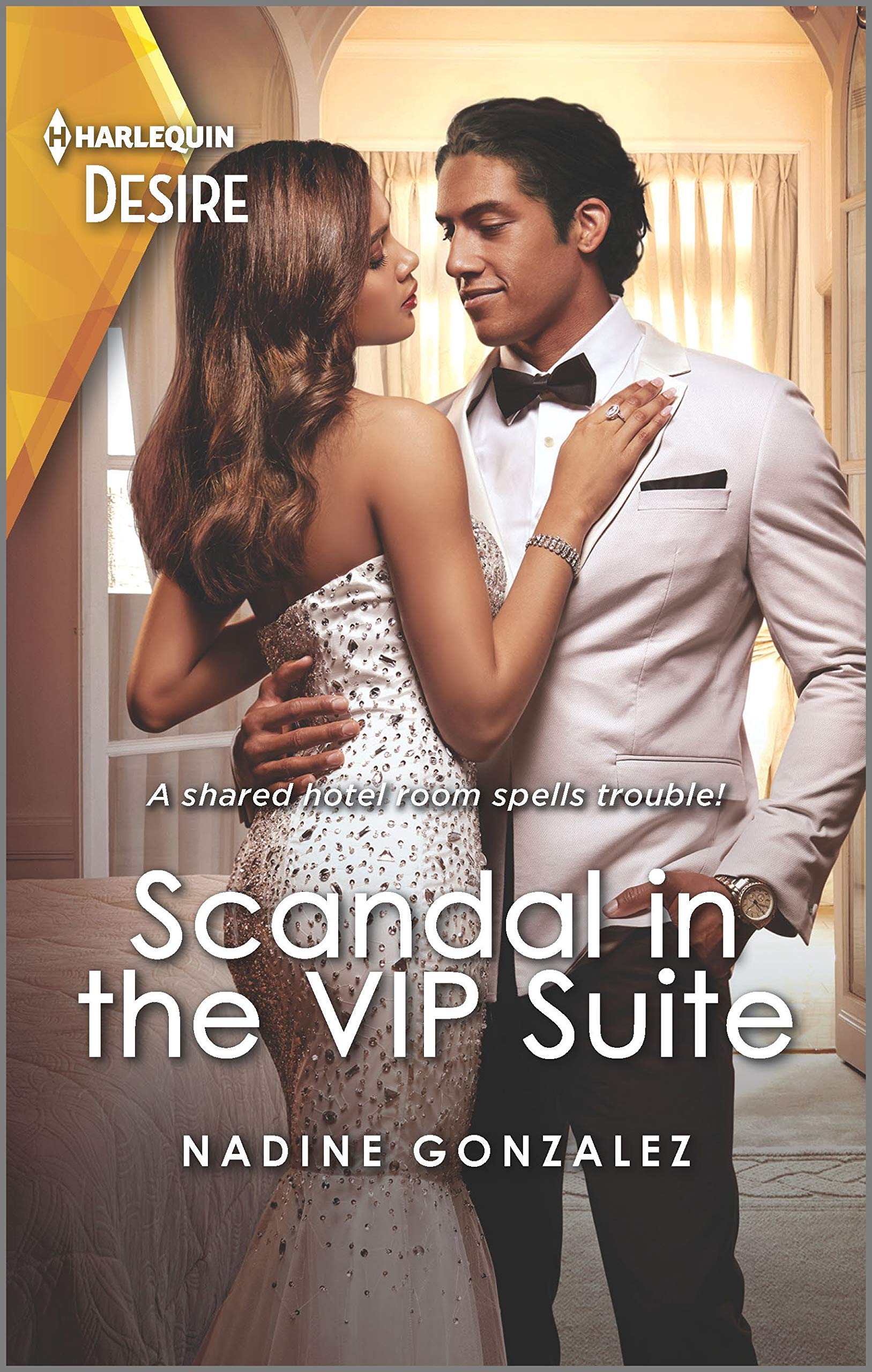 Scandal in the VIP Suite: An enemies to lovers stuck together romance (Miami Famous, 1, Band 1) Social Sciences