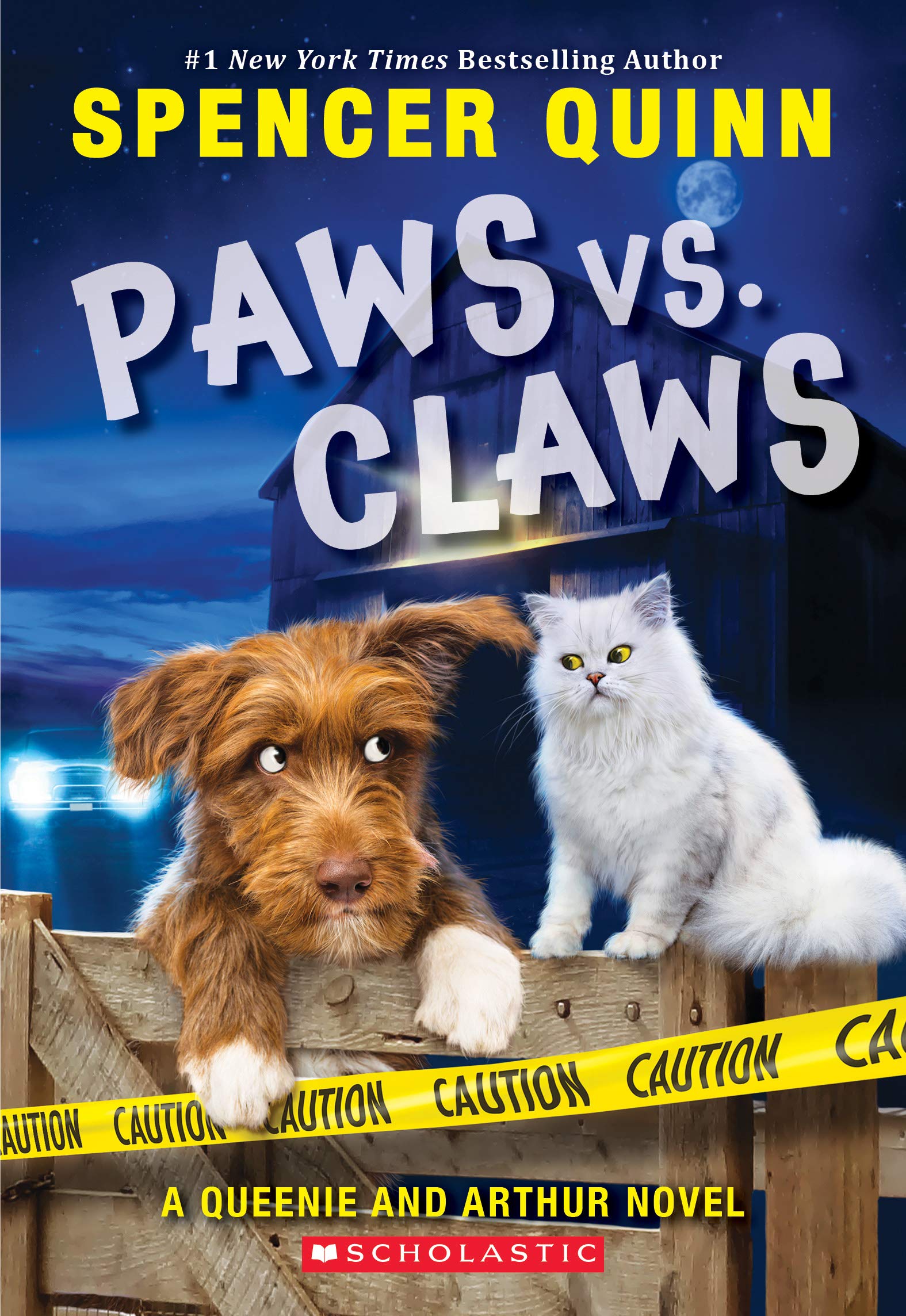 Paws vs. Claws: (an Arthur and Queenie Mystery) (Queenie and Arthur, 1, Band 1) Novels & Short Stories
