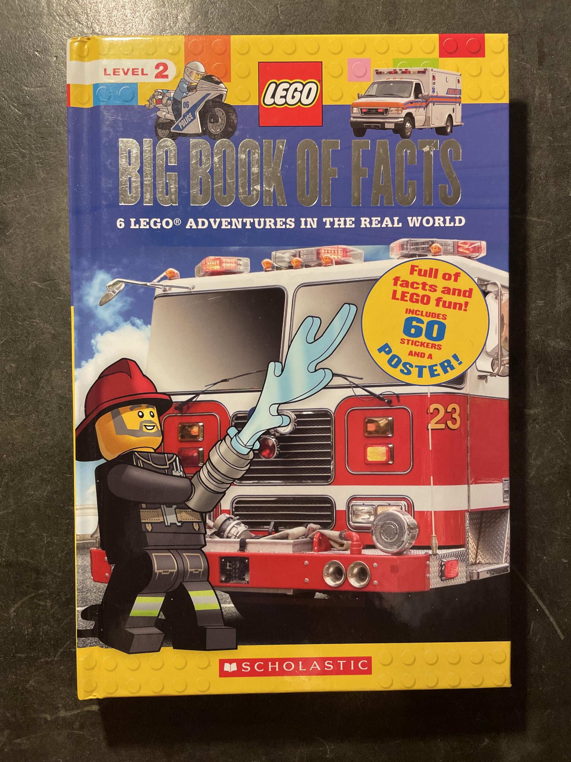 Big Book Of Facts Level 2 with Stickers and Poster Books