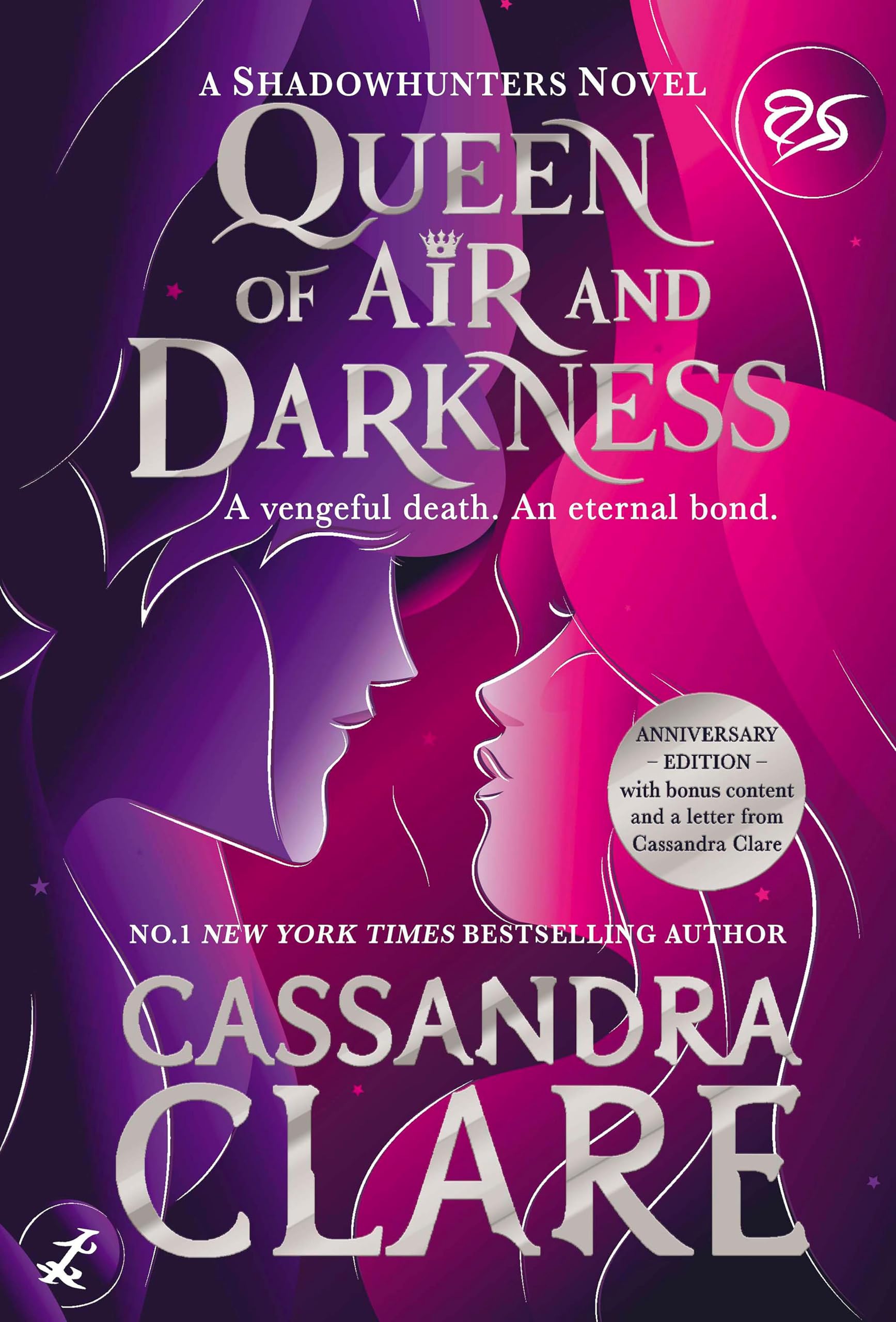 Queen of Air and Darkness: Collector's Edition (Volume 3) (The Dark Artifices, Band 3) Romance