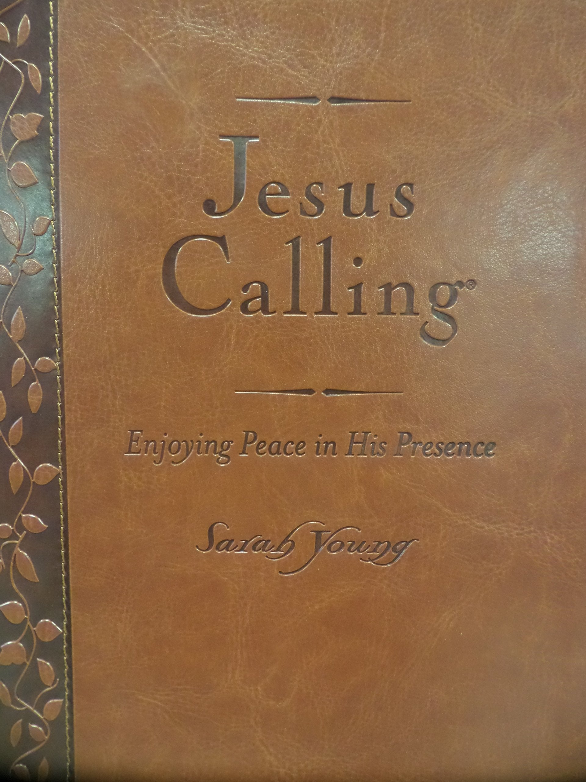 Jesus Calling: Enjoying Peace in His Presence (Comfort Size Print) Books