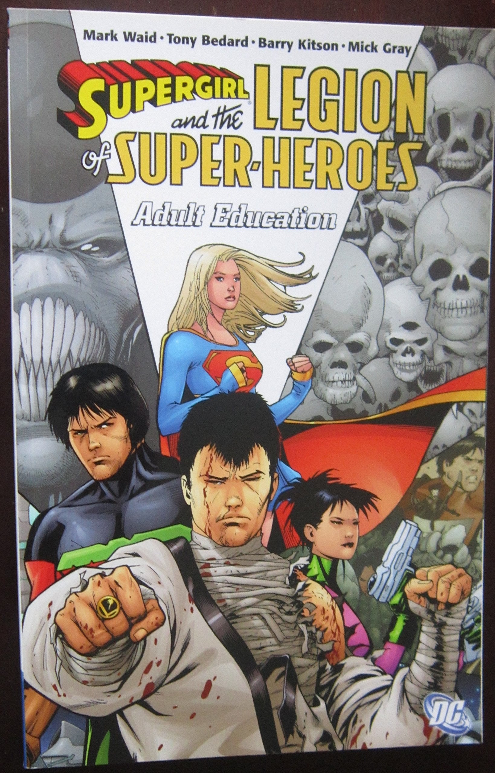 Supergirl and the Legion of Super-heroes 2: Adult Education Manga