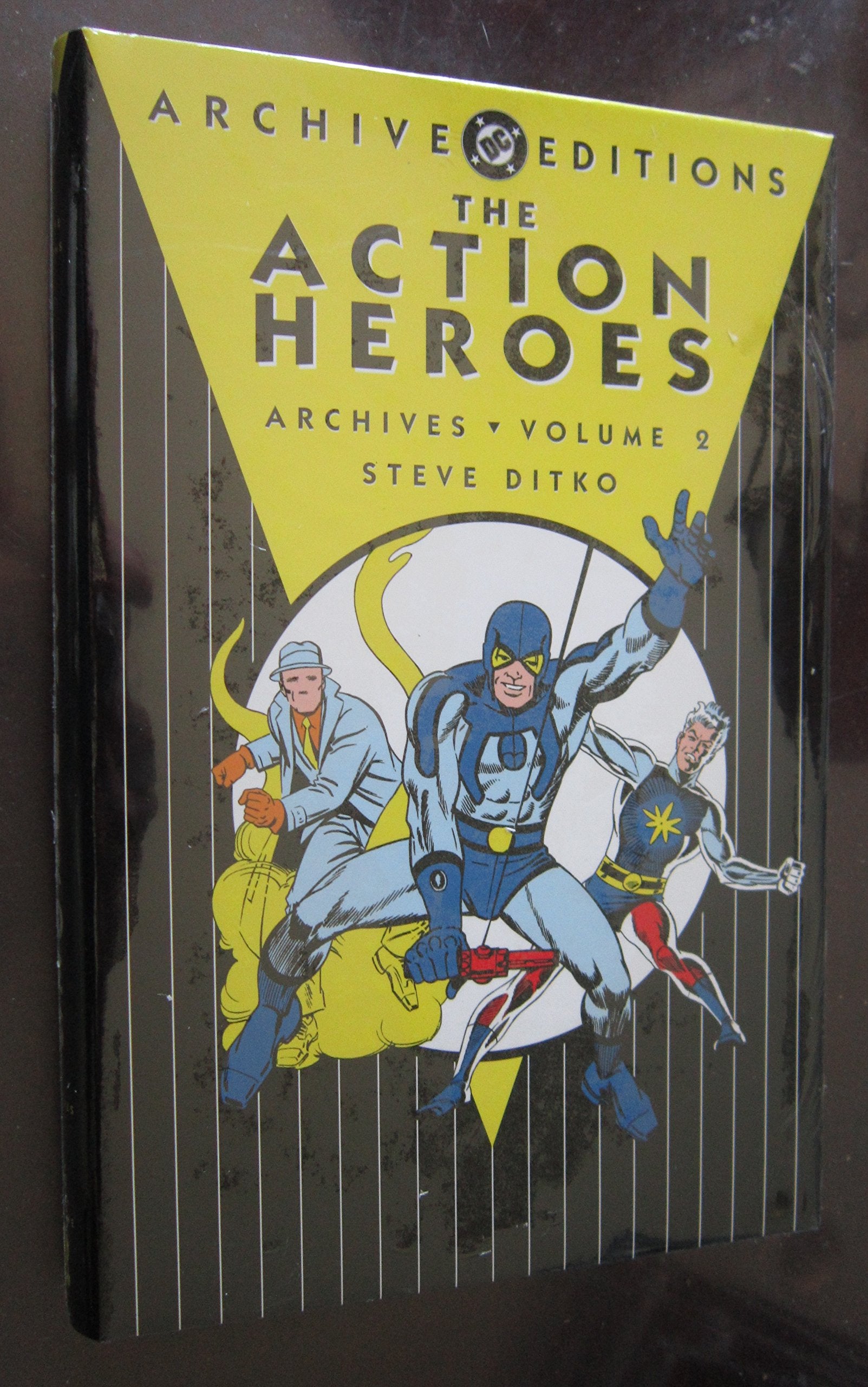Action Heroes Archives 2 (2) (Archive Editions (Graphic Novels), Band 2) Manga