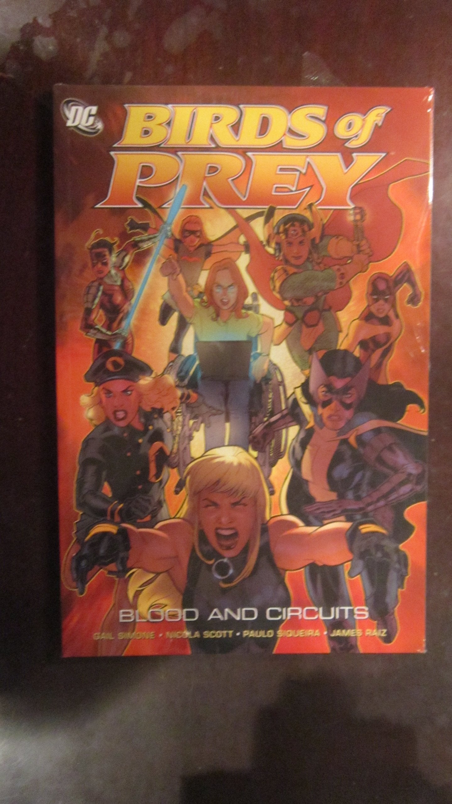 Birds of Prey: Blood and Circuits Manga
