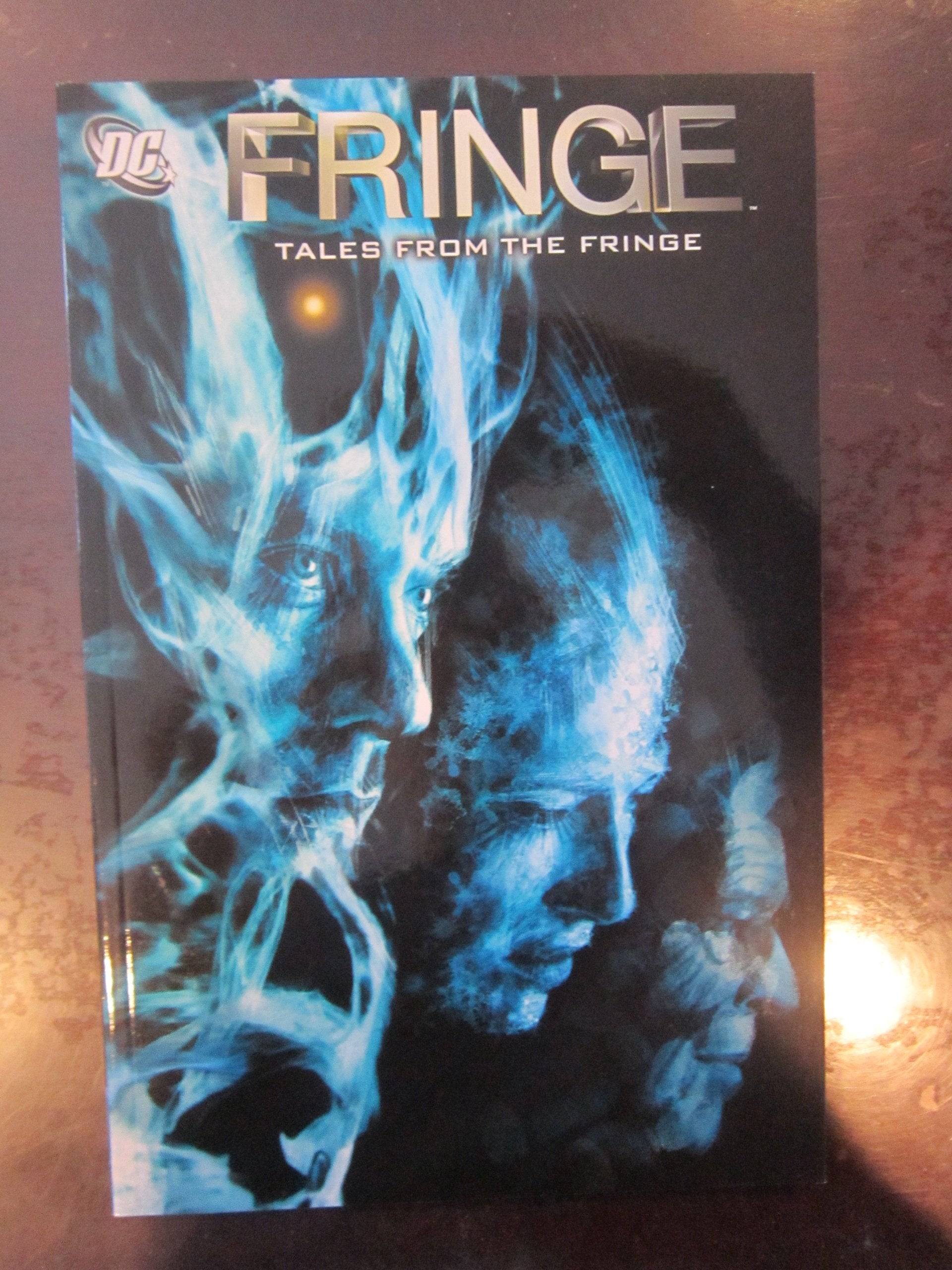 Fringe: Tales from the Fringe Manga