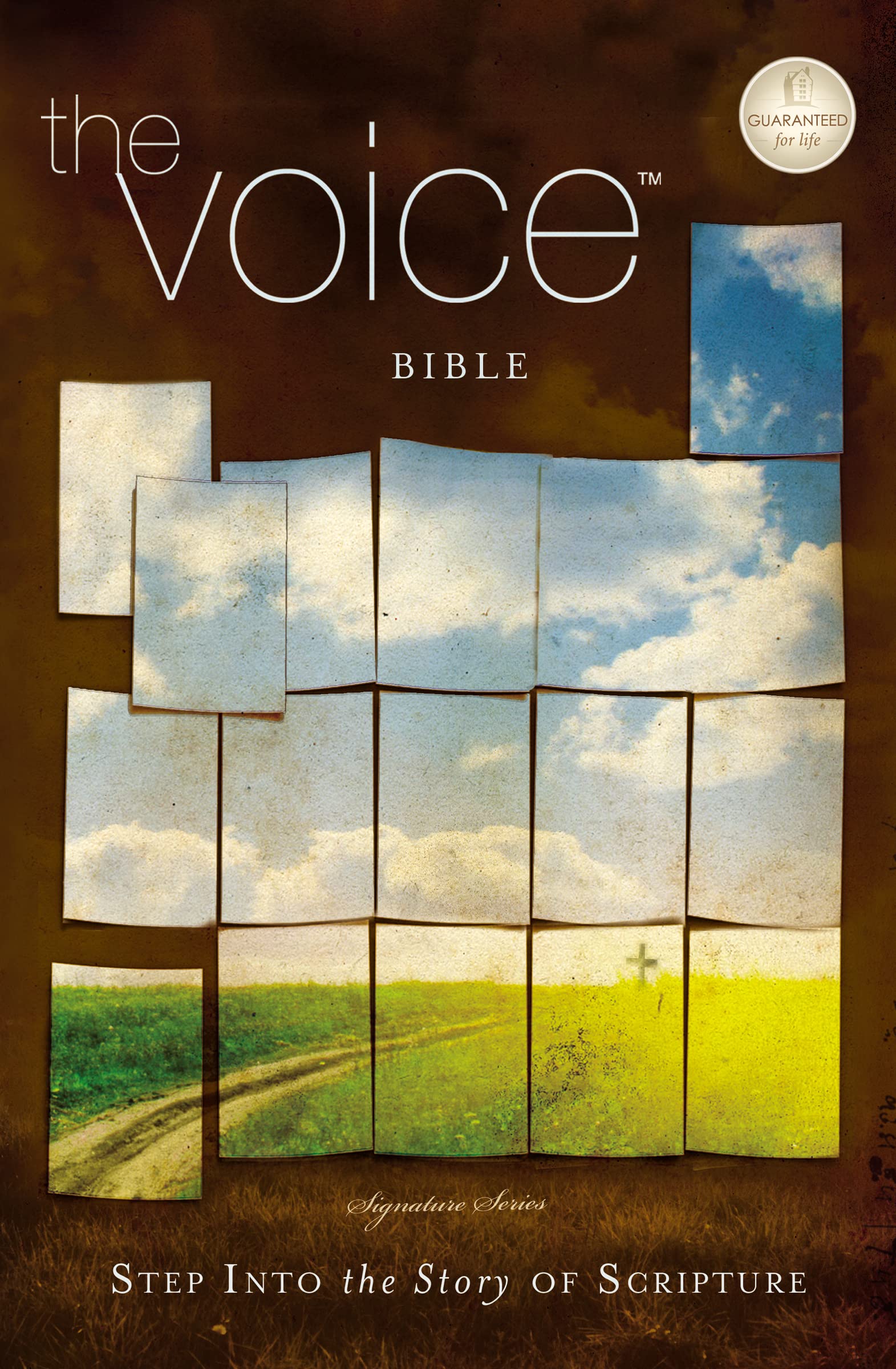 The Voice Bible, Personal Size, Paperback Social Sciences
