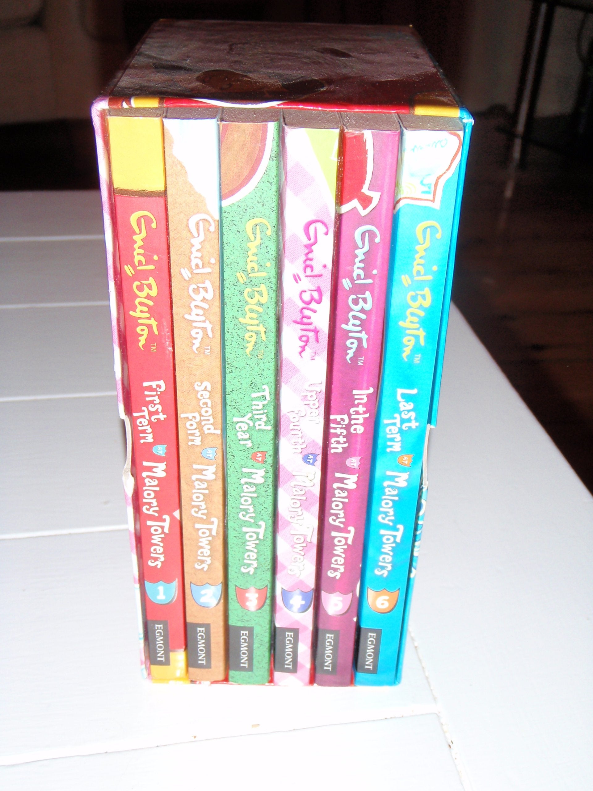 There's Mischief at Malory Towers, Boxset Non-fiction