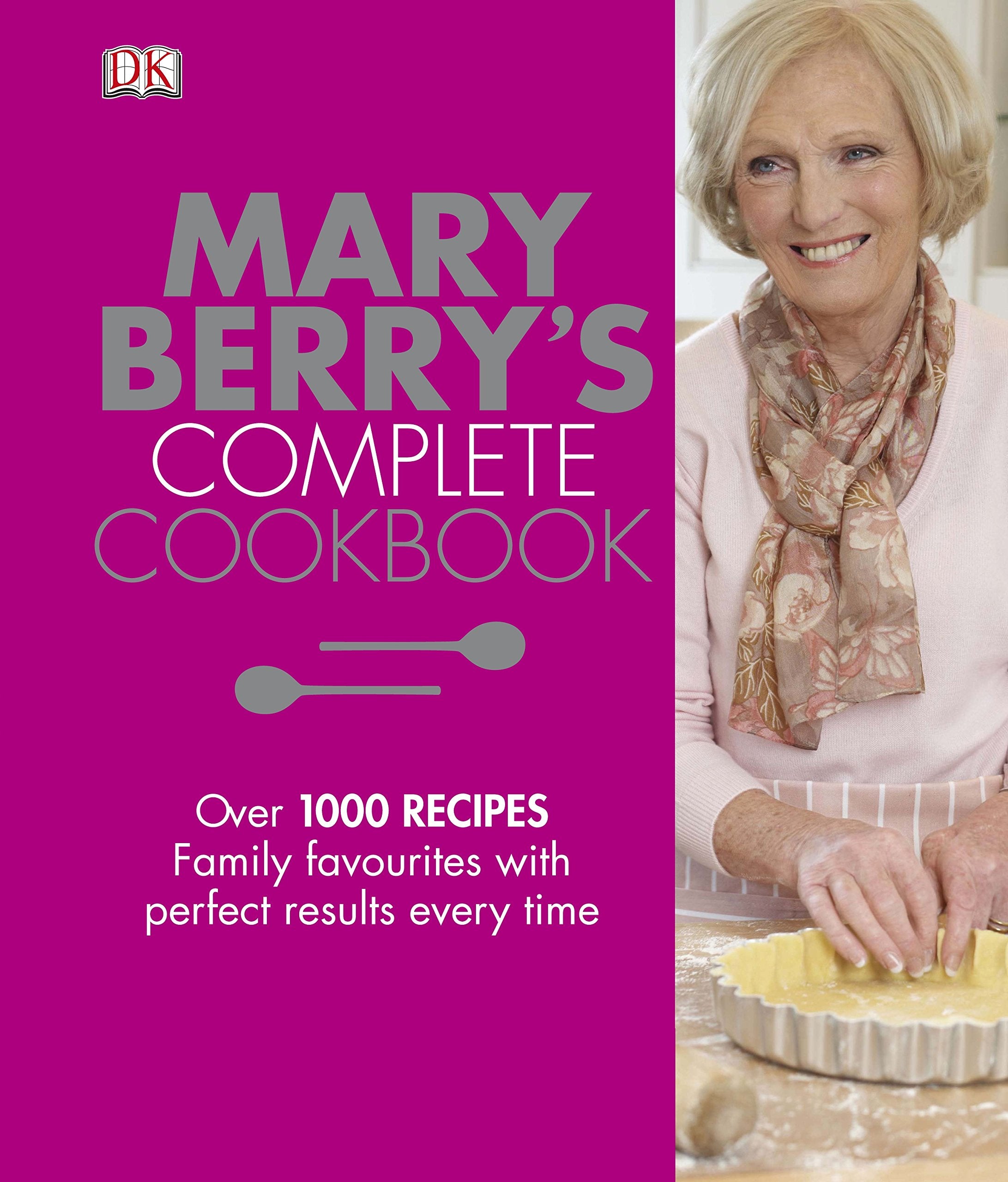 Mary Berry's Complete Cookbook: Over 1000 recipes. Family favour with perfect results every time Leisure, Home & Garden