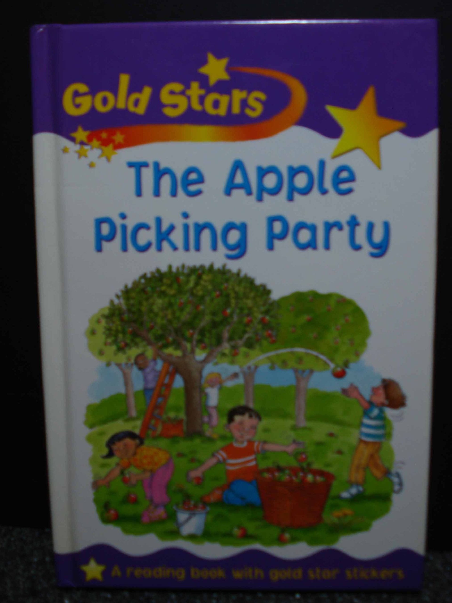 The Apple Picking Party (Gold Stars) Books