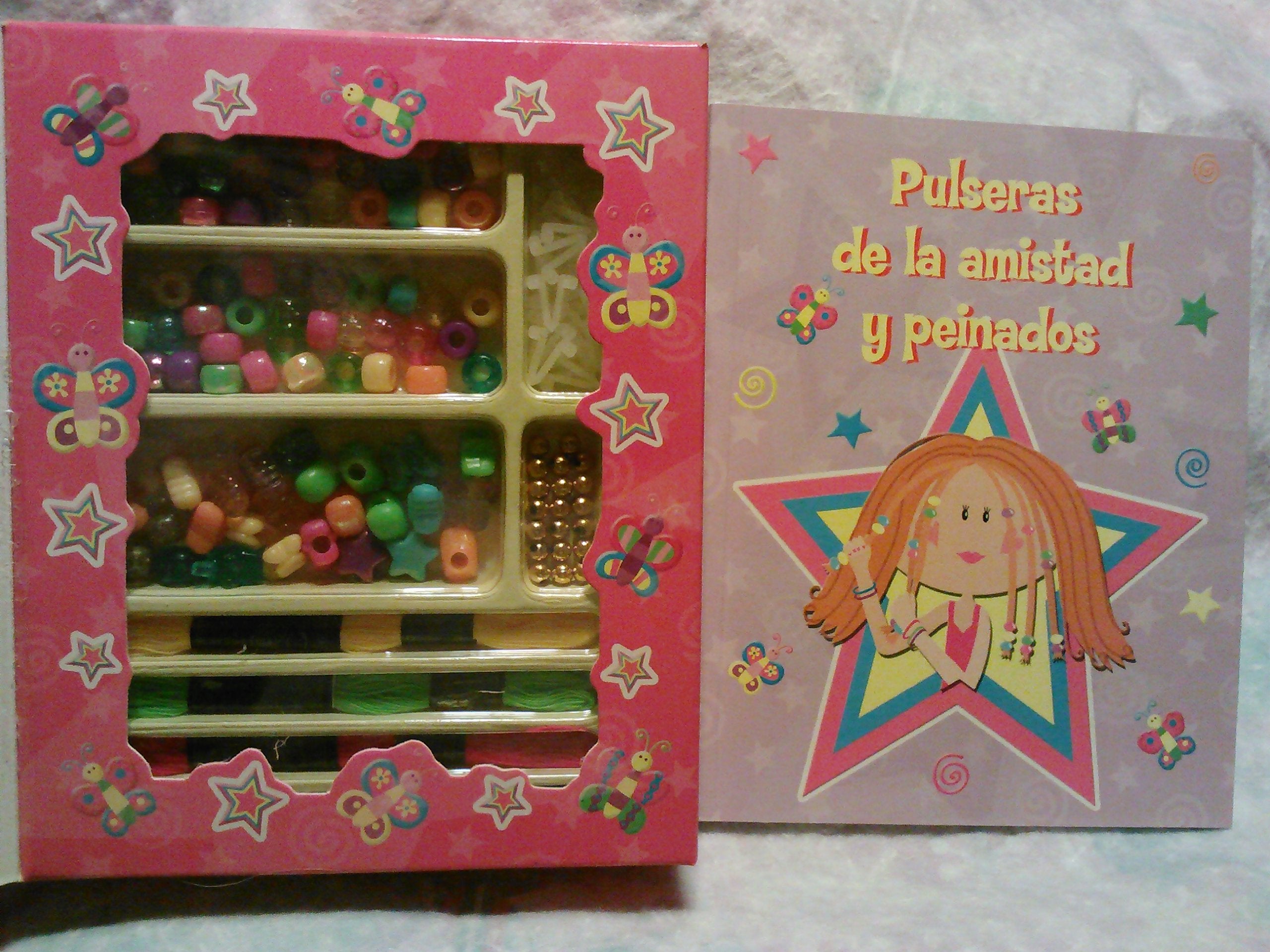 Pulseras de la amistad y peinados. libro + juego book