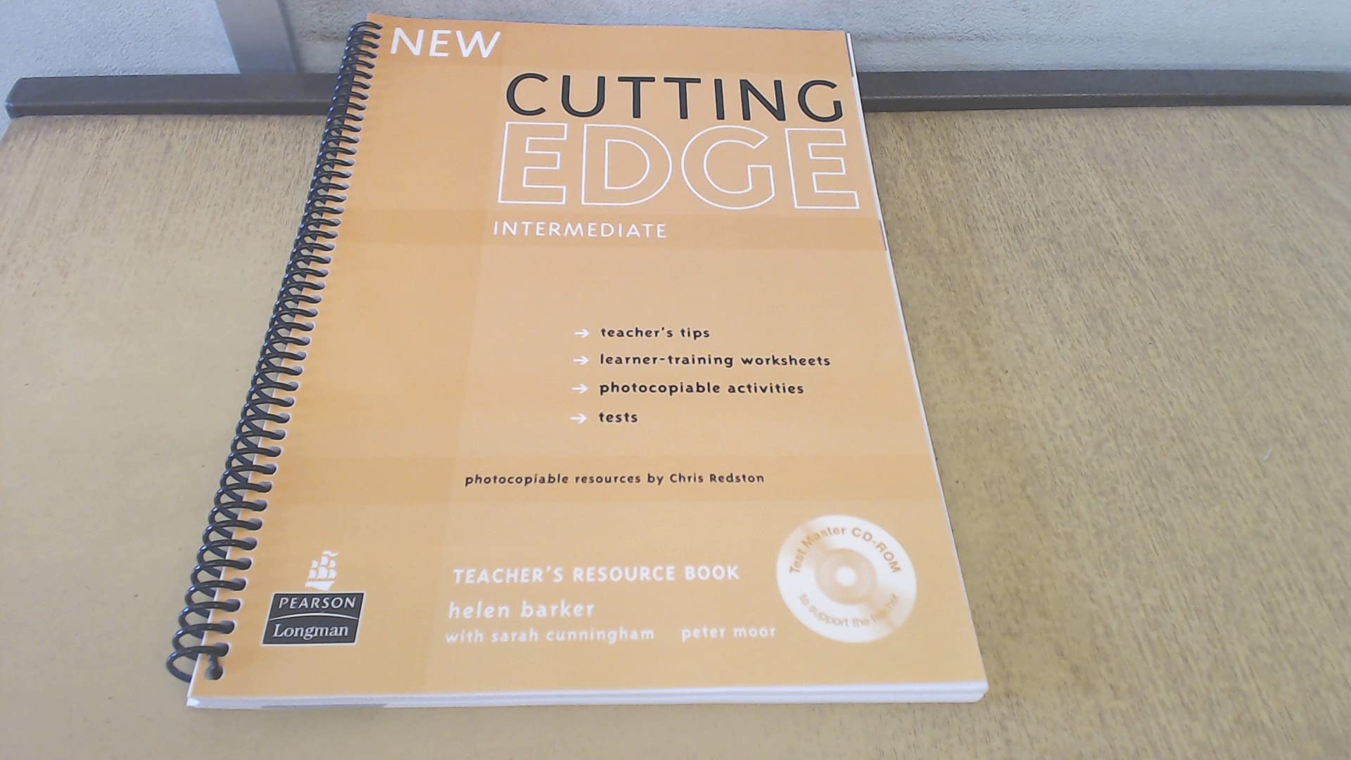 Teacher's Book: Teacher's Resource Book with Cd-Rom (Cutting Edge) Foreign Languages ​​& Dictionaries