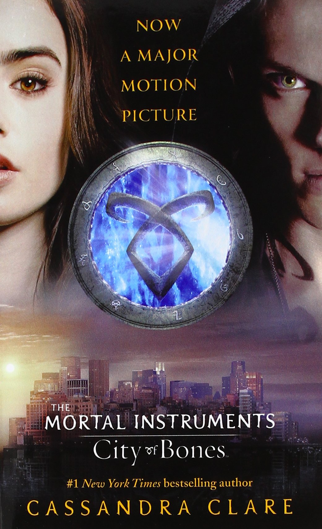 City of Bones FTI (The Mortal Instruments, Band 1) Books