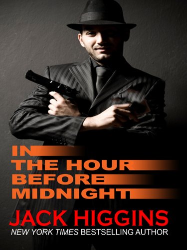 In the Hour Before Midnight (Thorndike Press Large Print Famous Authors Series) Action & Adventure