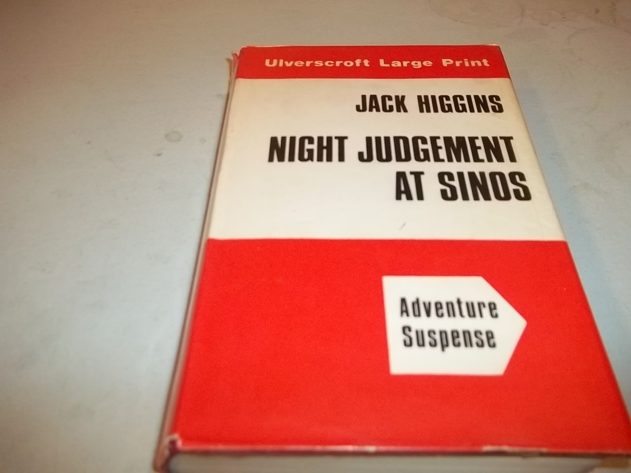 Night Judgement at Sinos (Thorndike Press Large Print Famous Authors) Action & Adventure
