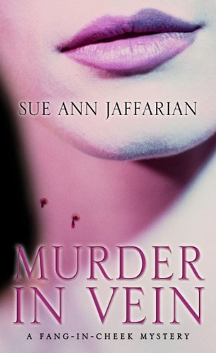 Murder in Vein (Fang-in-Cheek Mystery: Thorndike Press Large Print Mystery, Band 2) Detective & CSI