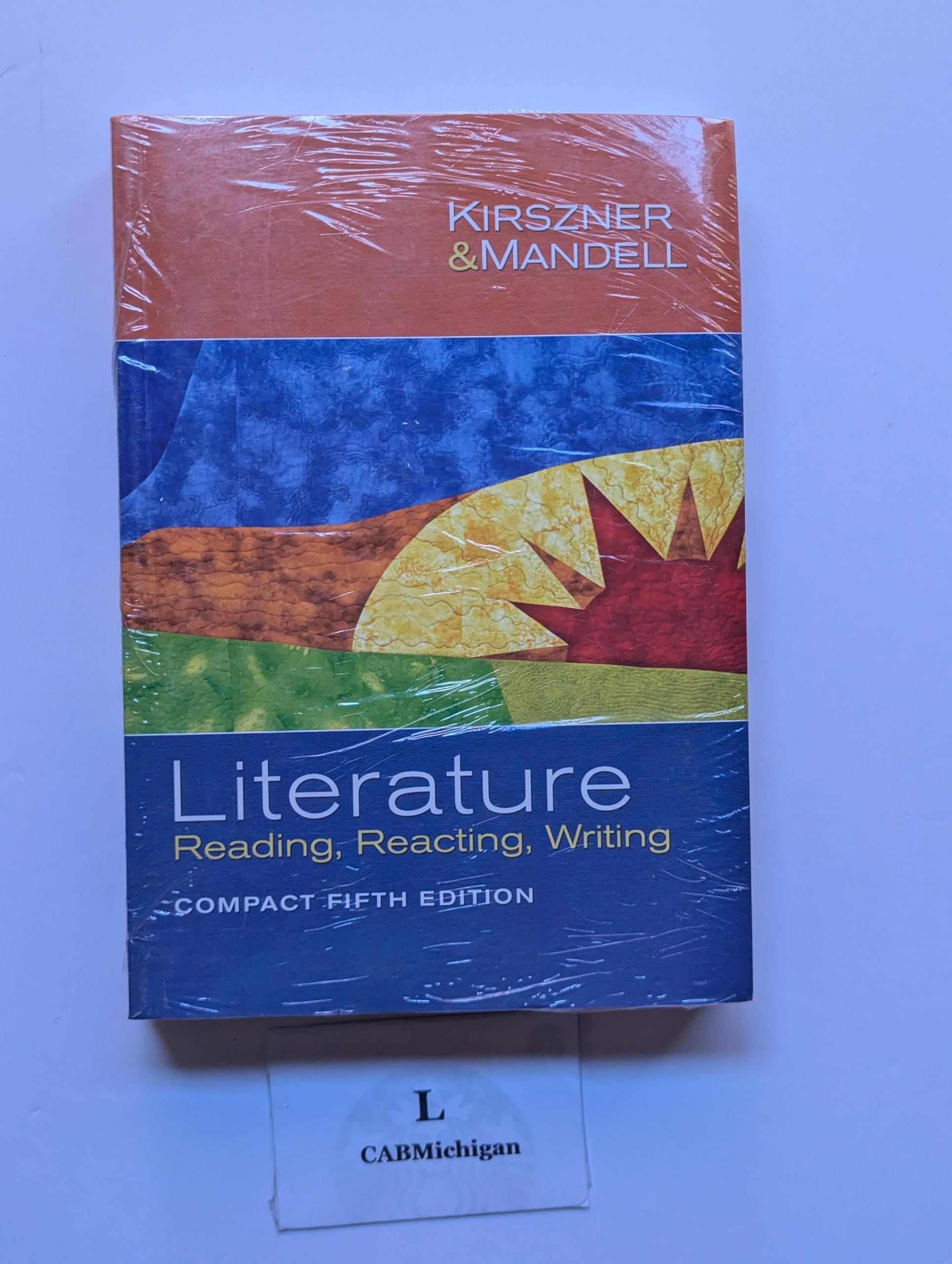 Literature Reading, Reacting and Writing With Infotrac: Compact Edition Social Sciences
