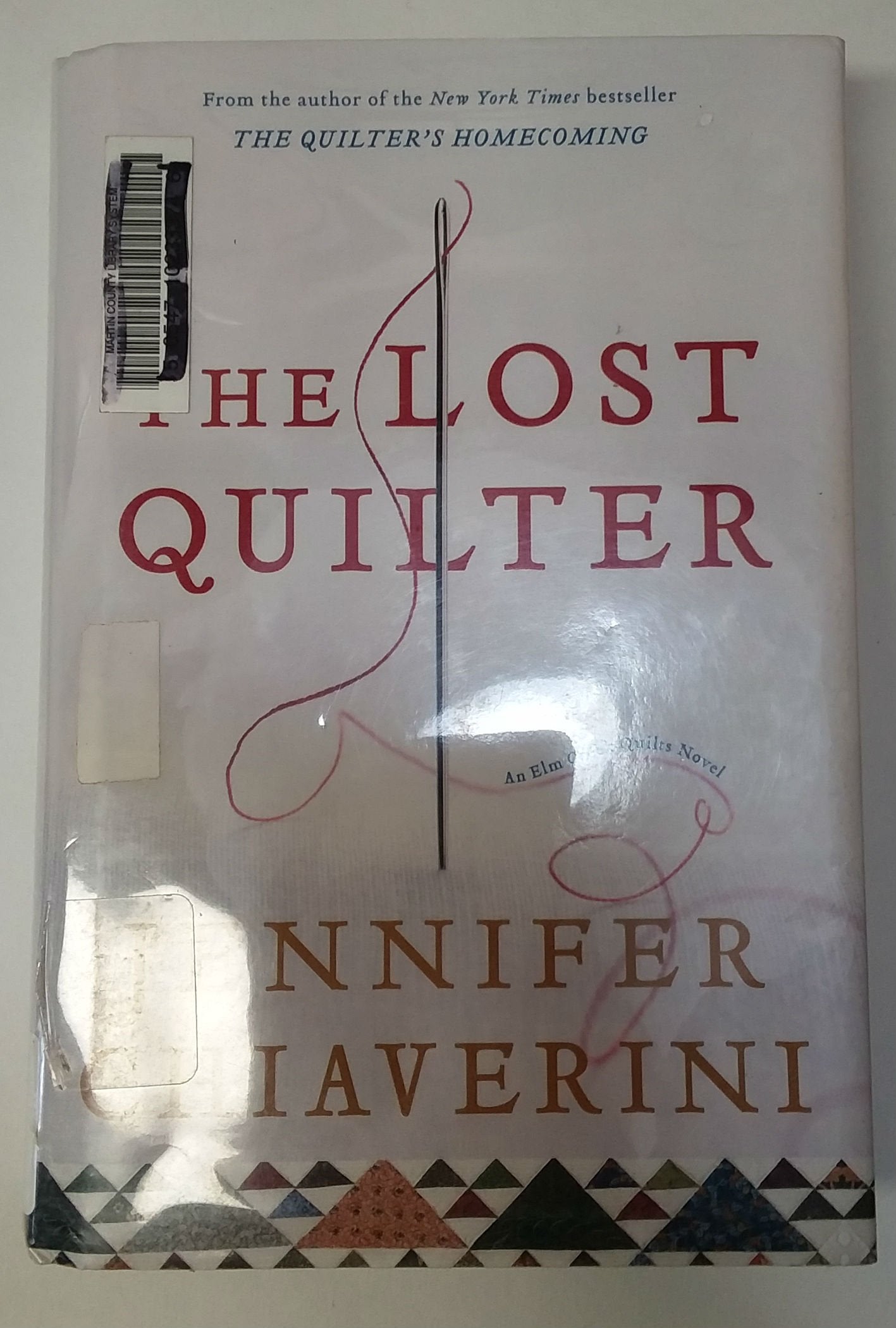 The Lost Quilter: An Elm Creek Quilts Novel Contemporary literature