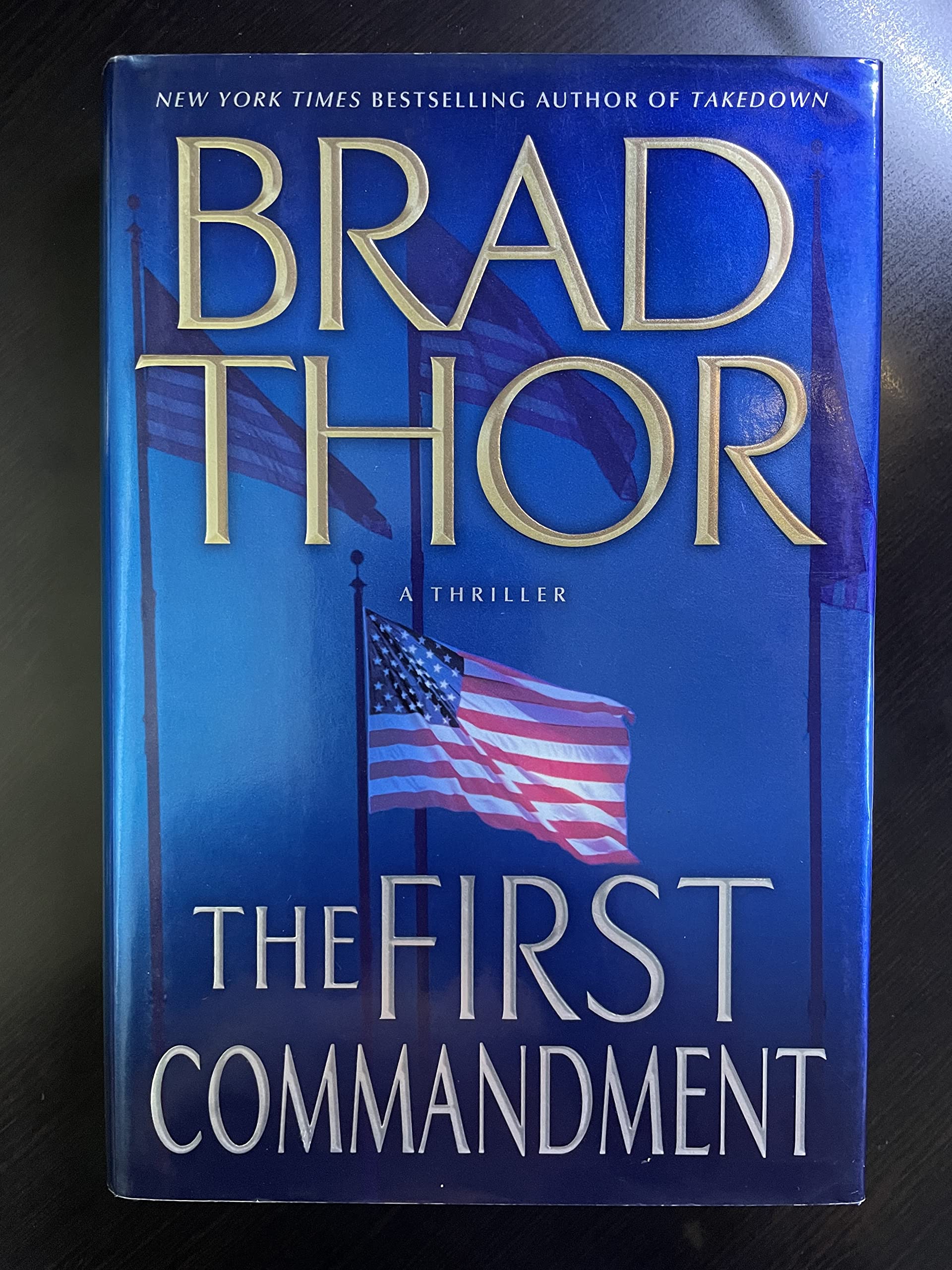 The First Commandment: A Thriller Action & Adventure