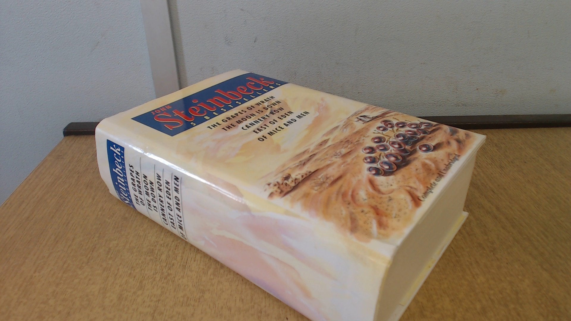Cannery Row (Penguin Great Books of the 20th Century) Books