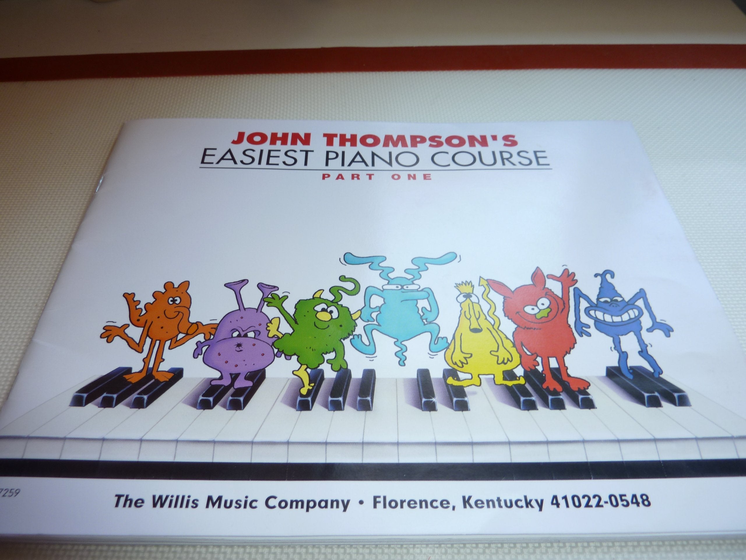 John Thompson's Easiest Piano Course - Part 1 - Book/Audio (John Thompson's Easiest Piano Course, 1) Arts & Music