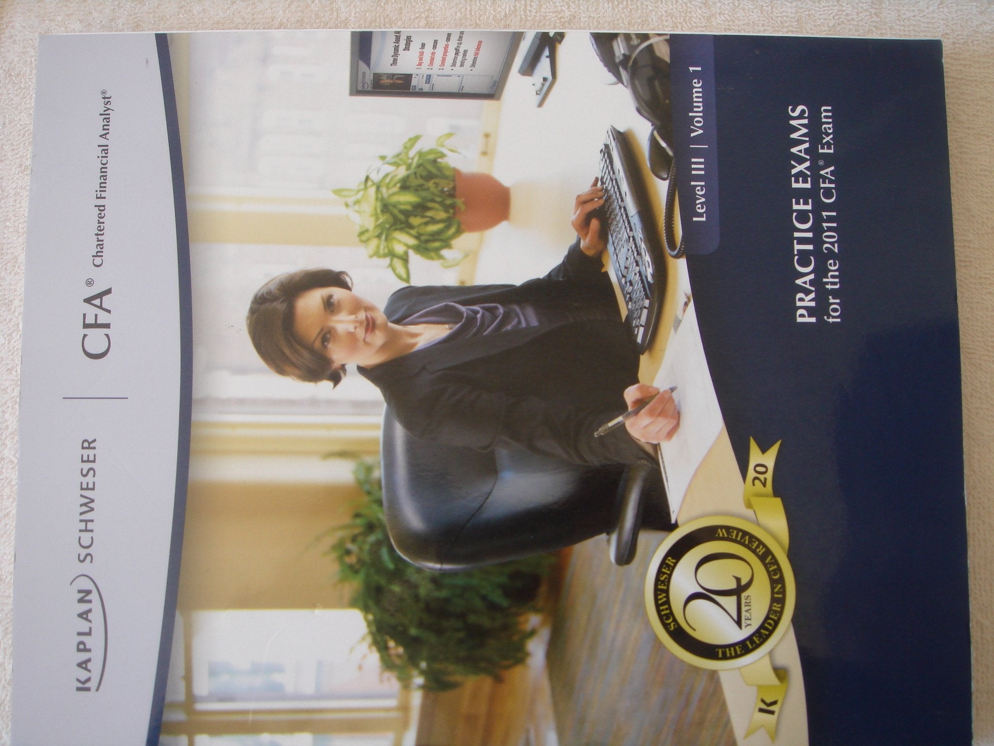 KAPLAN SCHWESER CFA LEVEL 3 VOL 1 practice exams for the 2011 CFA exam (level 3 volume 1) Books