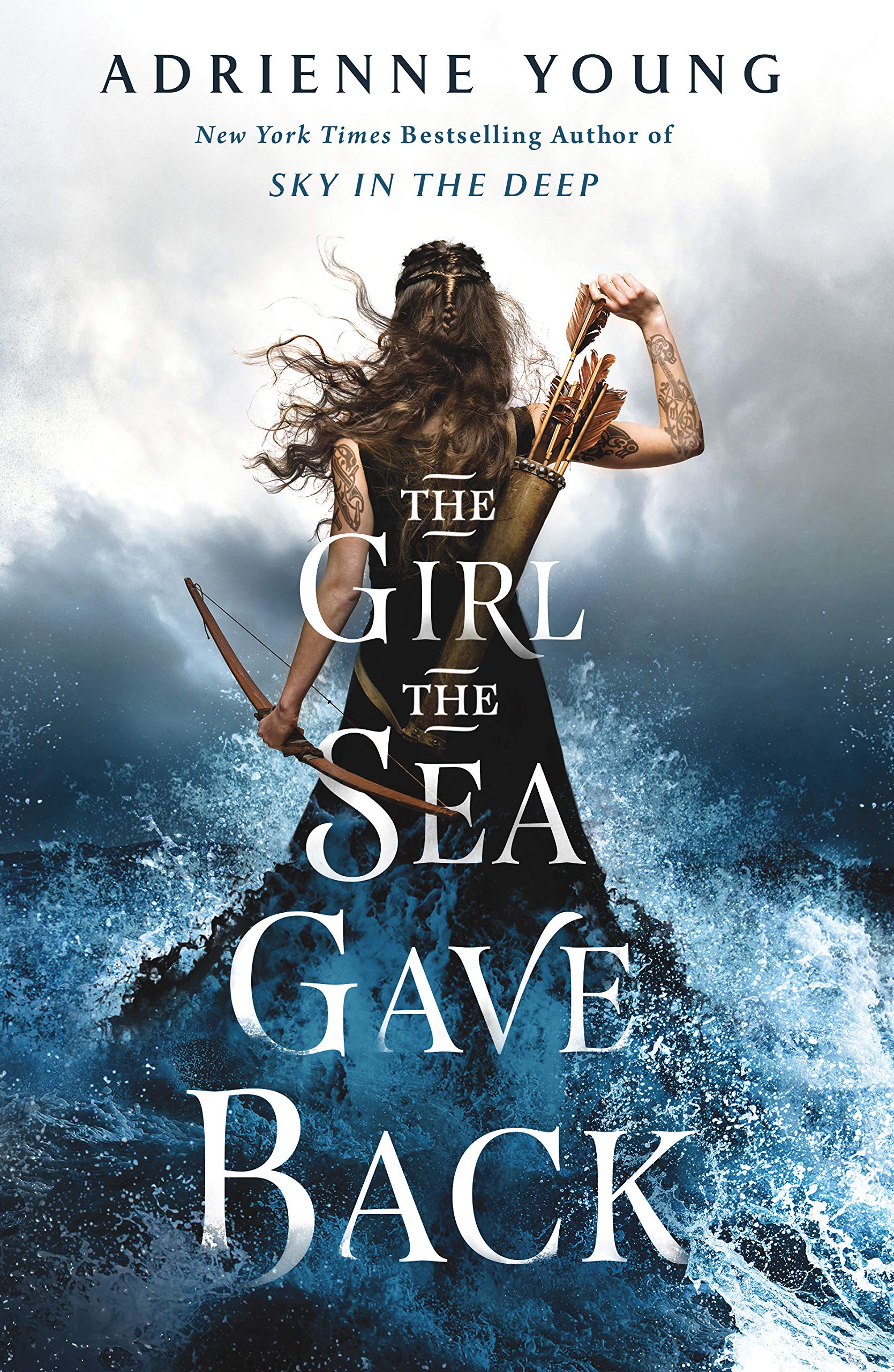 The Girl the Sea Gave Back (Sky and Sea, Band 2) Fantasy & Sci-Fi