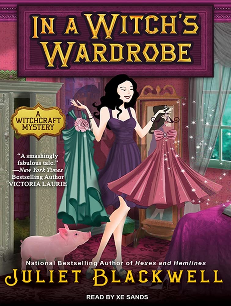 In a Witch's Wardrobe (Witchcraft Mysteries, Band 4) Contemporary literature