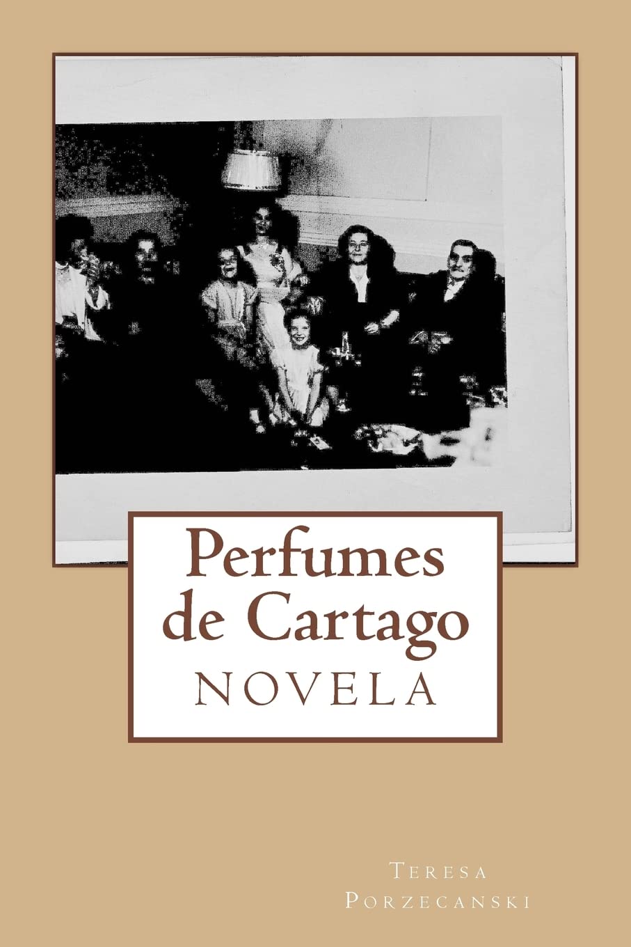 Perfumes de Cartago.: novela International