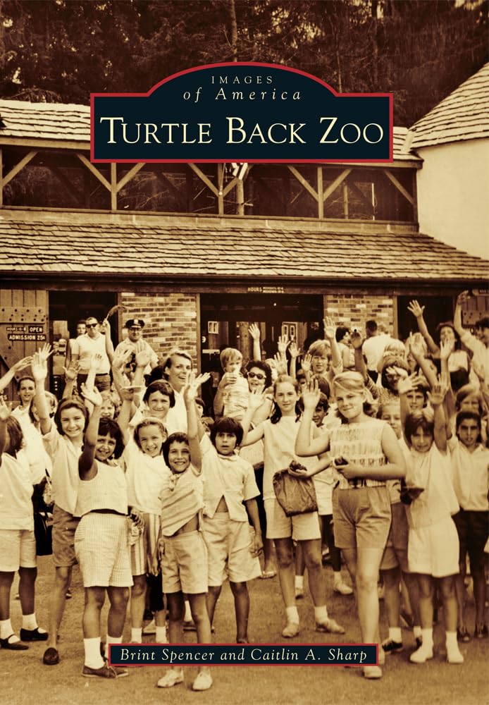 Turtle Back Zoo (Images of America) Social Sciences