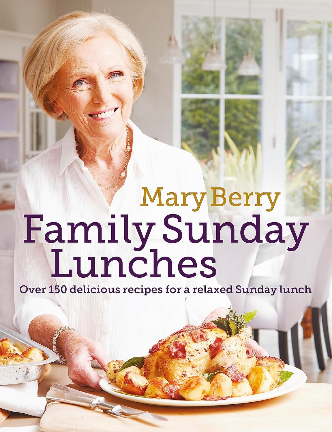 Mary Berry's Family Sunday Lunches (P) Books